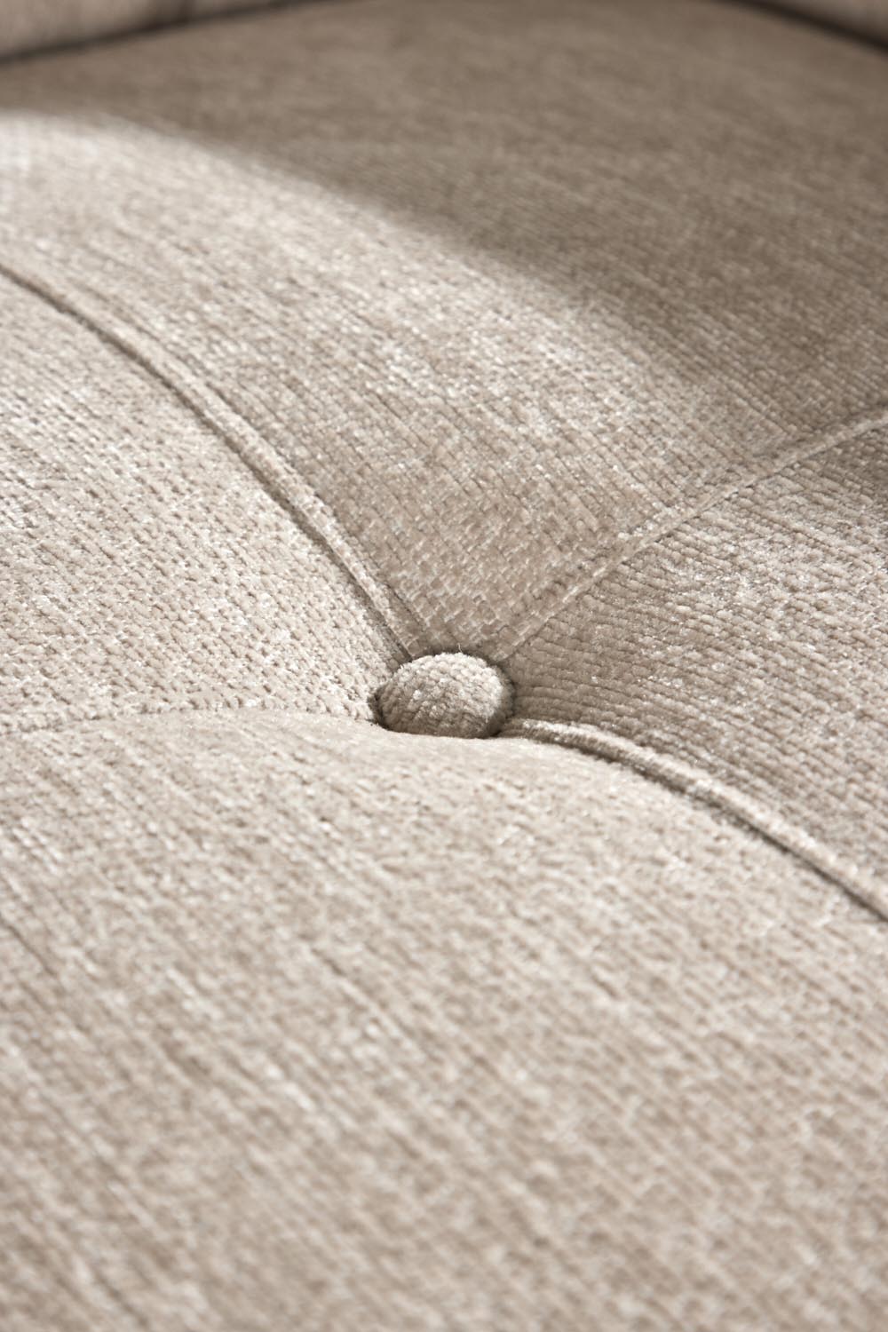 Mika 2-Sitzer-Sofa in Beige präsentiert im Onlineshop von KAQTU Design AG. 2er Sofa ist von Venture Home