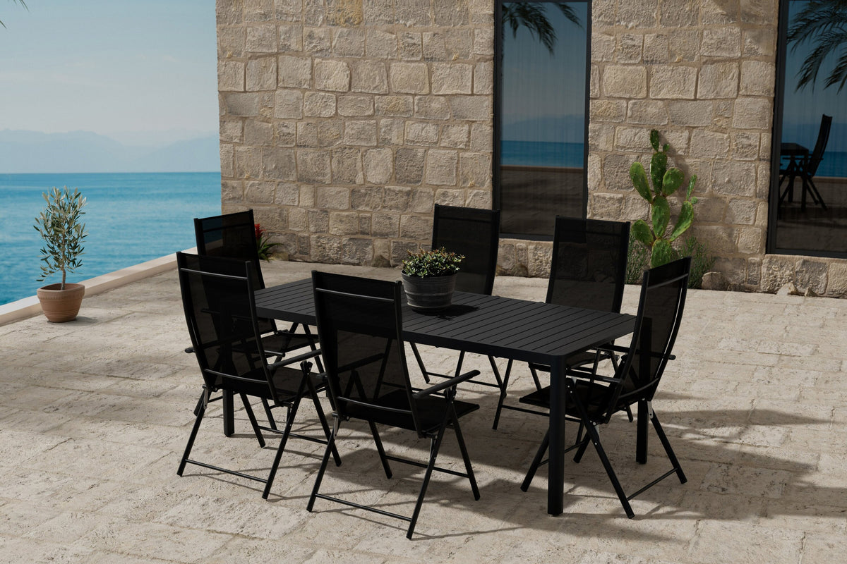 Giardini Esstisch mit Levanzo Stühlen in Schwarz präsentiert im Onlineshop von KAQTU Design AG. Gartentischset ist von Venture Home
