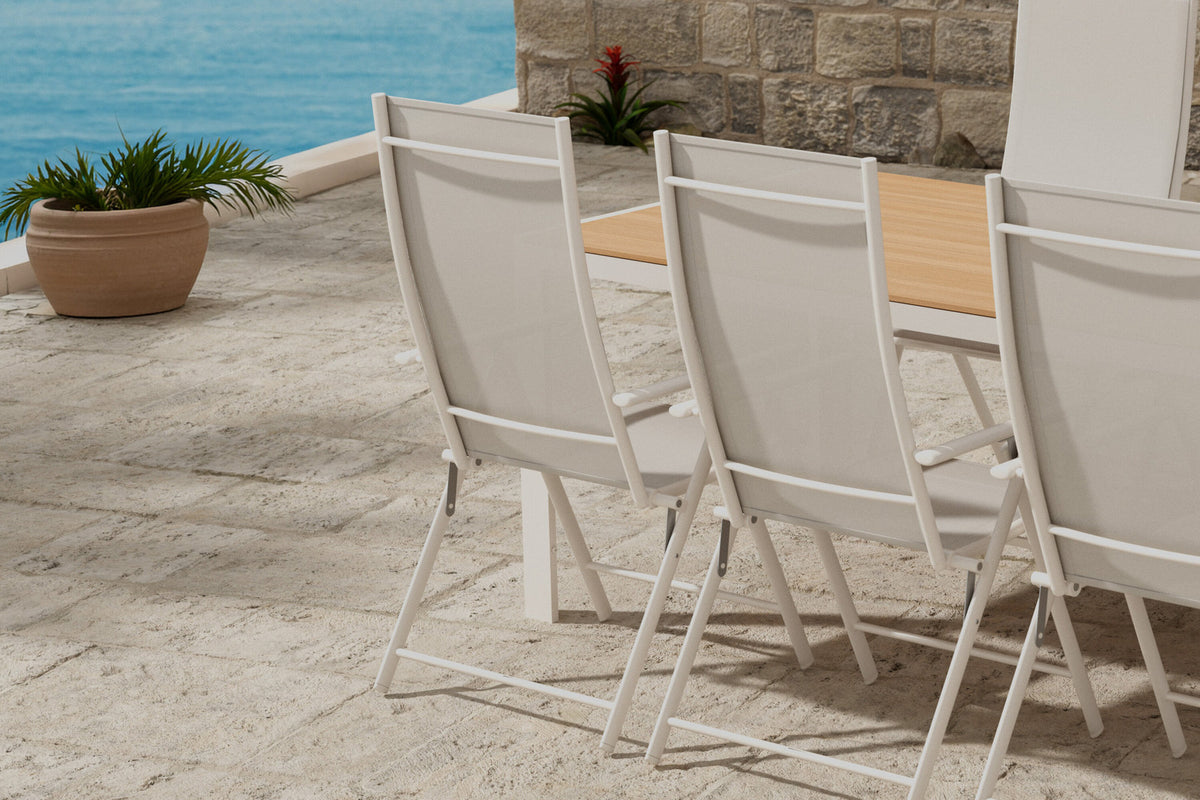 Esstisch mit Levanzo Stühlen in Beige präsentiert im Onlineshop von KAQTU Design AG. Gartentischset ist von Venture Home
