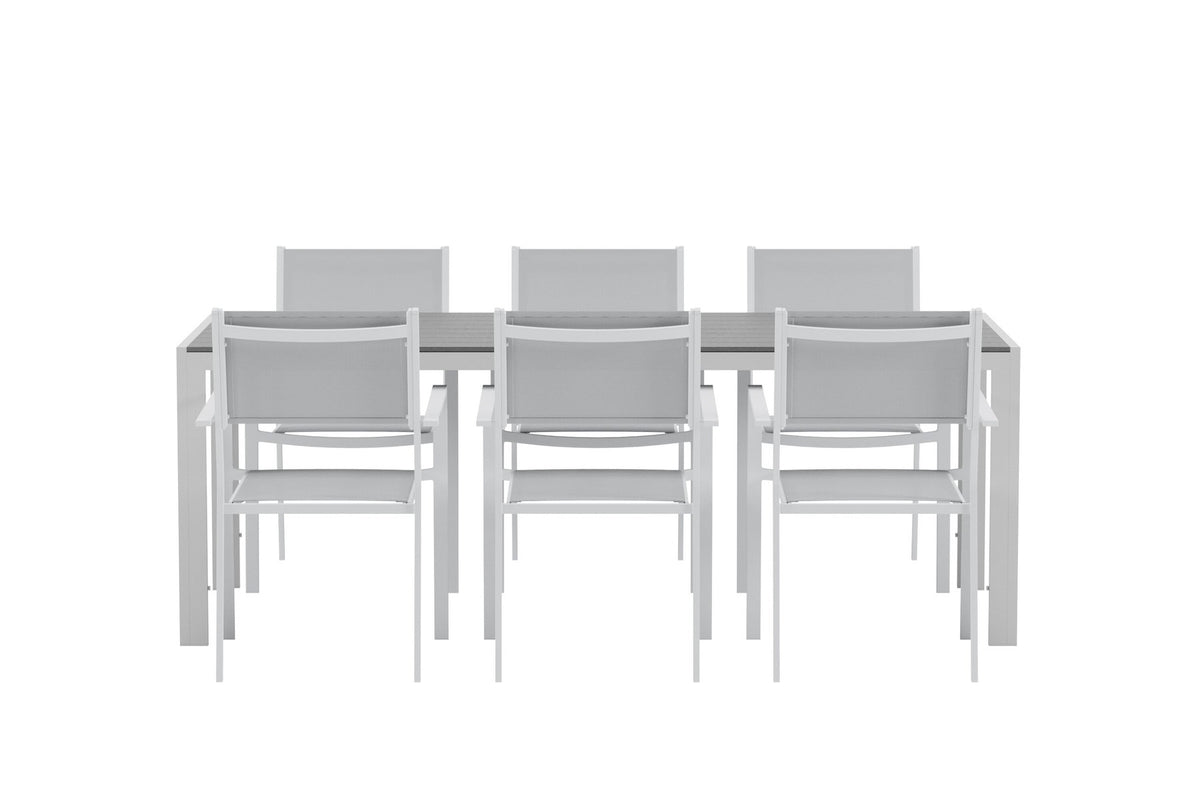 Esstisch mit Copacabana Stühlen in Grau präsentiert im Onlineshop von KAQTU Design AG. Gartentischset ist von Venture Home