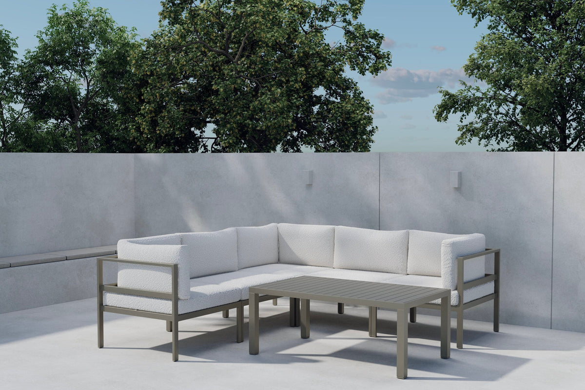 Copacabana Sofa-Set in Weiss präsentiert im Onlineshop von KAQTU Design AG. Loungeset ist von Venture Home