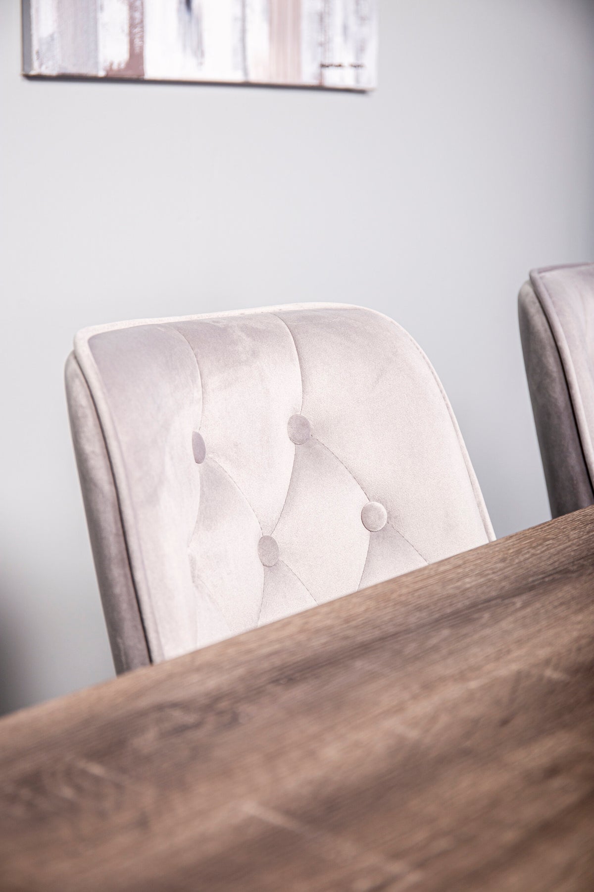Schwarzes Esszimmerset Marina Art mit Tisch aus MDF und Sperrholz sowie sechs Stühlen mit Stahlgestell, 180 cm lang, sechsteilig.
