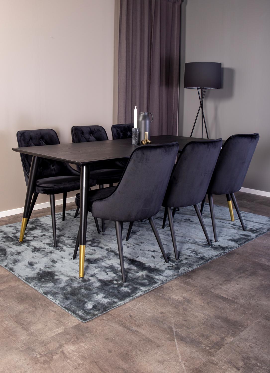 Dipp Esszimmerset + Velvet Deluxe 180cm/6St. in Schwarz / Messing präsentiert im Onlineshop von KAQTU Design AG. Esszimmerset ist von Venture Home