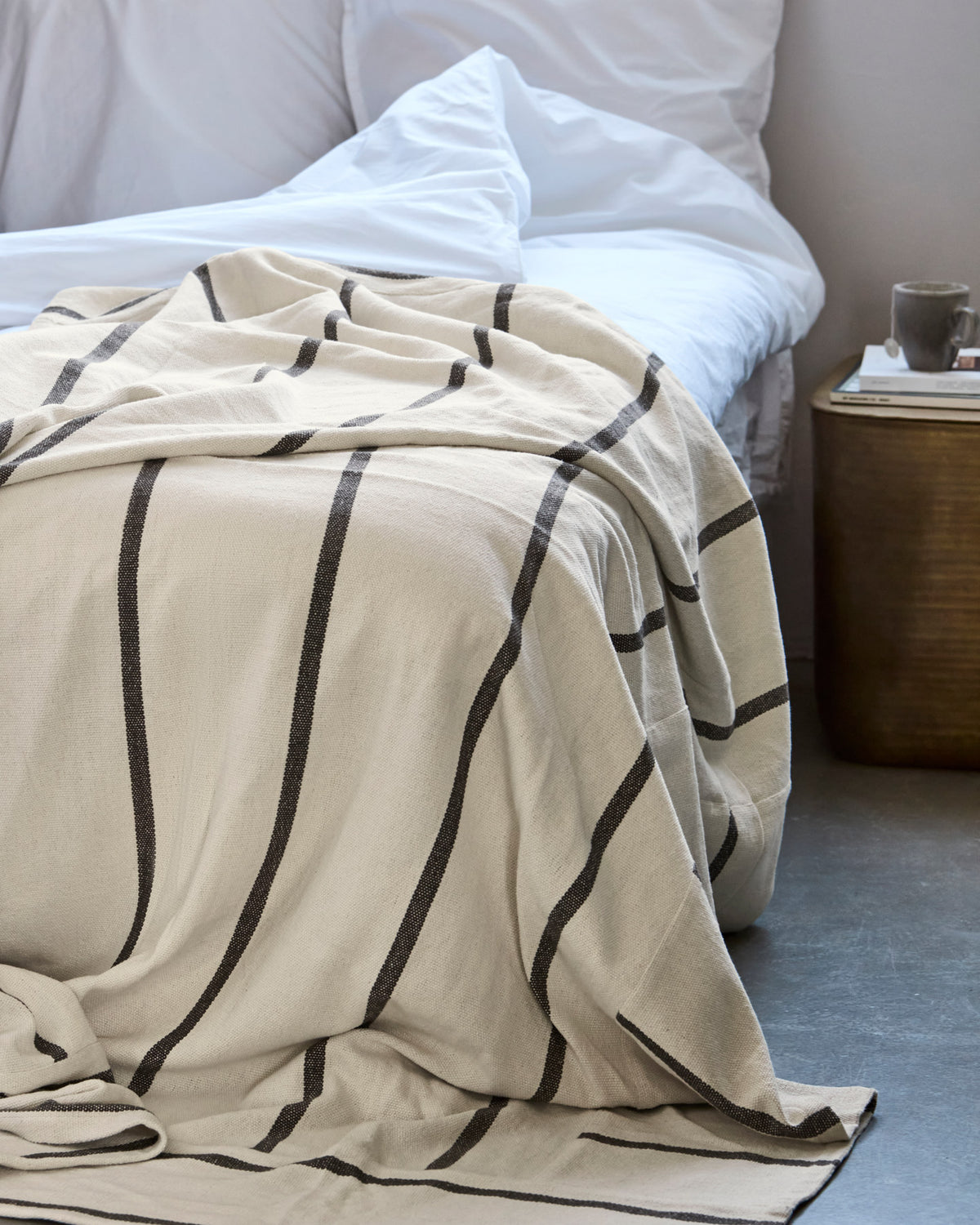 Tagesdecke, HDNula, Dunkelbraun in Dunkelbraun präsentiert im Onlineshop von KAQTU Design AG. Wolldecke ist von House Doctor