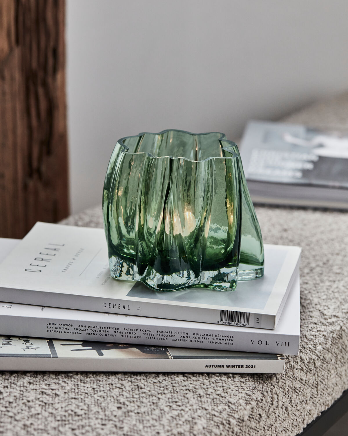Teelichthalter, HDCurva, Grün in Grün präsentiert im Onlineshop von KAQTU Design AG. Kerzenständer ist von House Doctor
