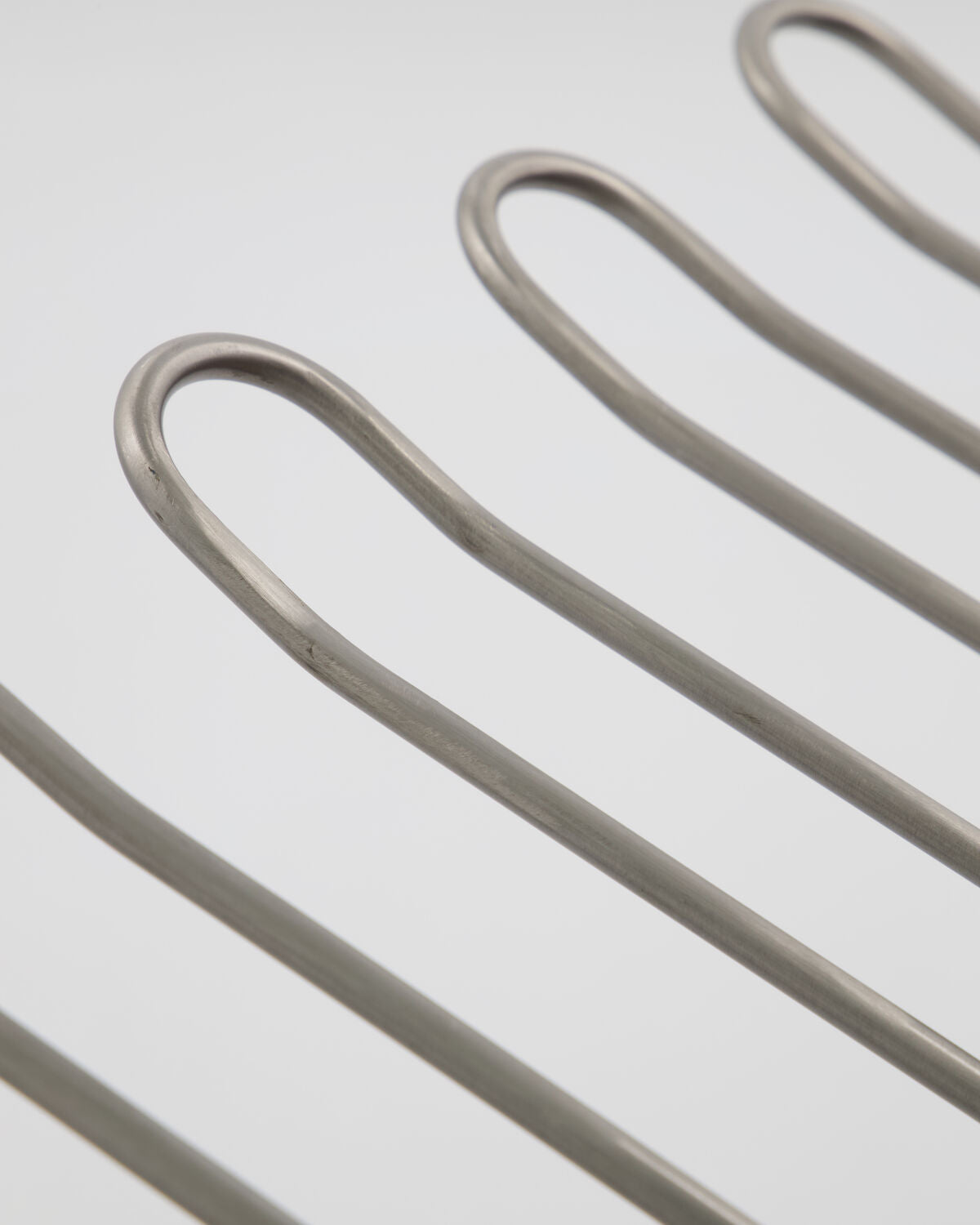 Glass rack, HDStilio, Antiksilber-Finish in Antiksilber-Finish präsentiert im Onlineshop von KAQTU Design AG. Wandregal ist von House Doctor