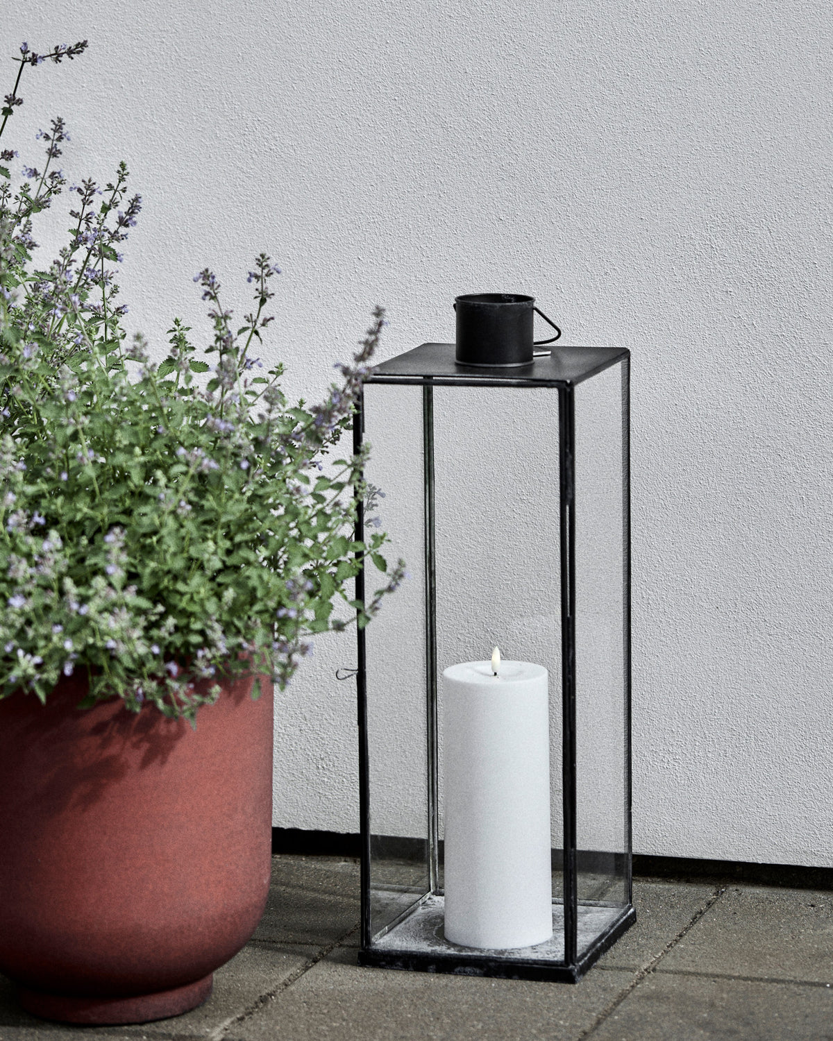 Laterne, Narrow in Dunkle Antiquität präsentiert im Onlineshop von KAQTU Design AG. Laterne ist von House Doctor