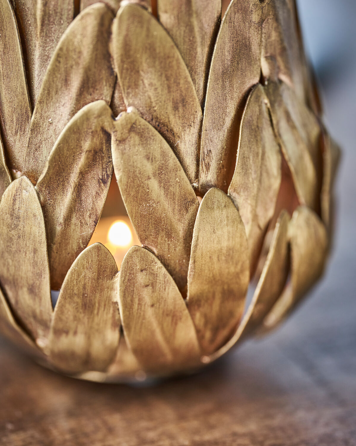Teelichthalter, HDLuka, Antik-Gold in Antik-Gold präsentiert im Onlineshop von KAQTU Design AG. Kerzenständer ist von House Doctor