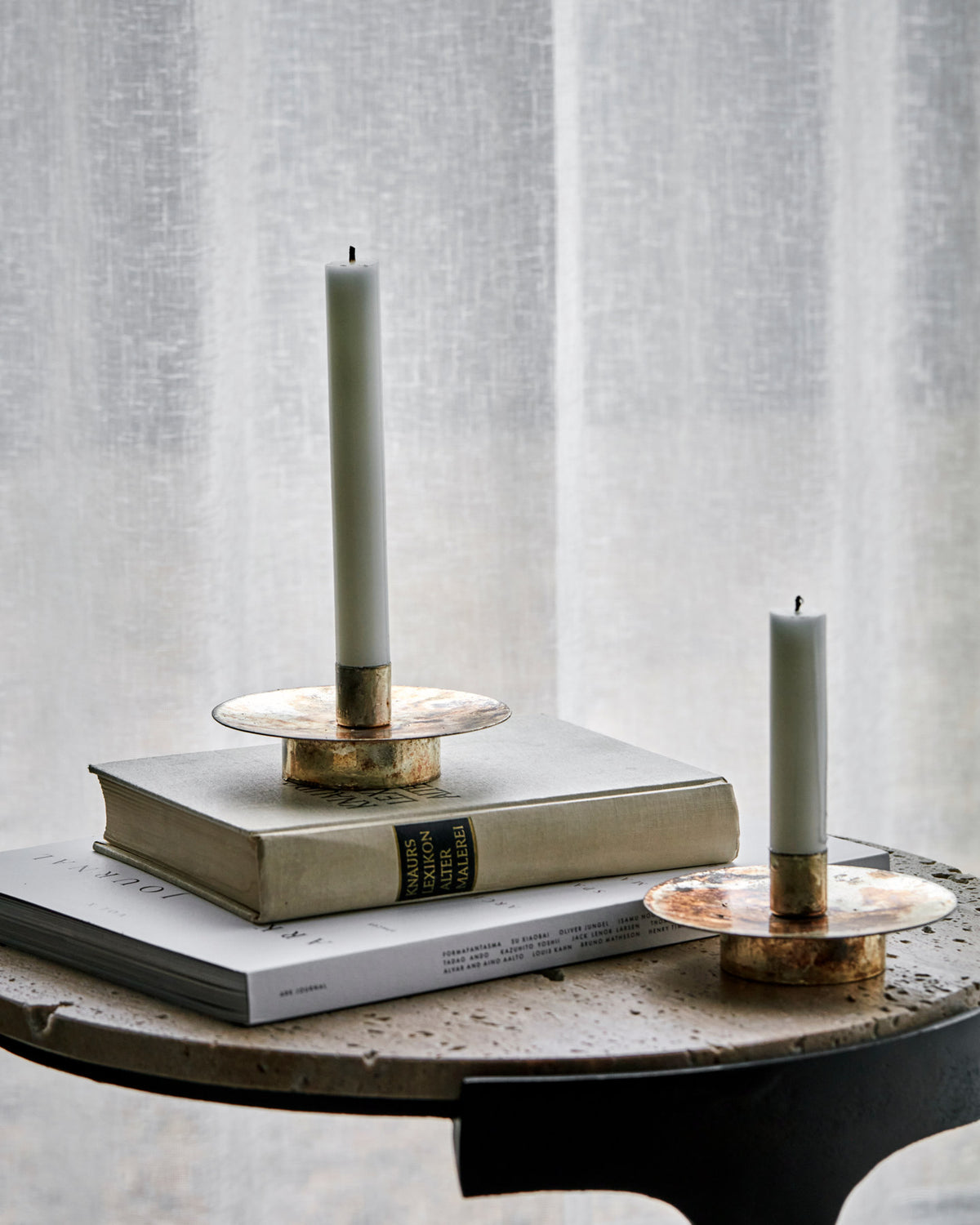 Kerzenständer, HDSimb, Antik-Metall in Antik-Metall präsentiert im Onlineshop von KAQTU Design AG. Kerzenständer ist von House Doctor