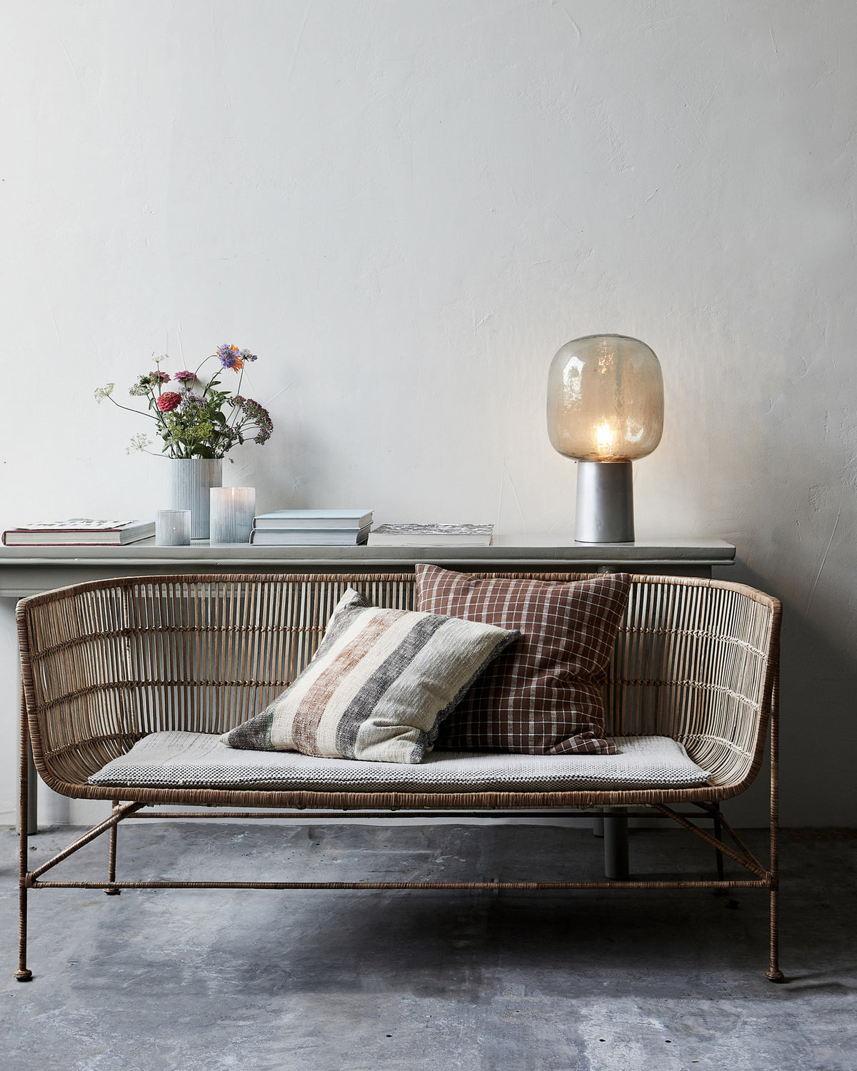 Sofa, Cuun in Natur präsentiert im Onlineshop von KAQTU Design AG. 2er Sofa ist von House Doctor;Sofa, Cuun in Natur präsentiert im Onlineshop von KAQTU Design AG. 2er Sofa ist von House Doctor;Sofa, Cuun in Natur präsentiert im Onlineshop von KAQTU Design AG. 2er Sofa ist von House Doctor