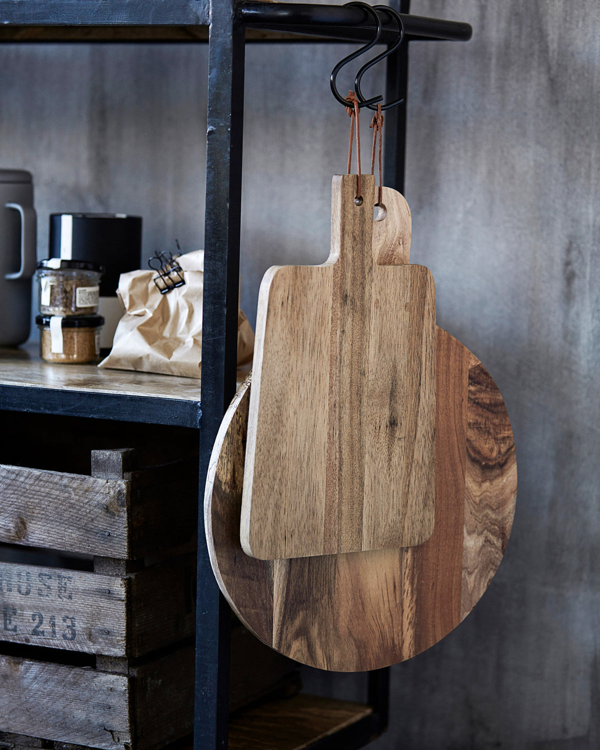 Rechteckiges Schneidbrett Walnut von House Doctor aus naturfarbenem Walnussholz