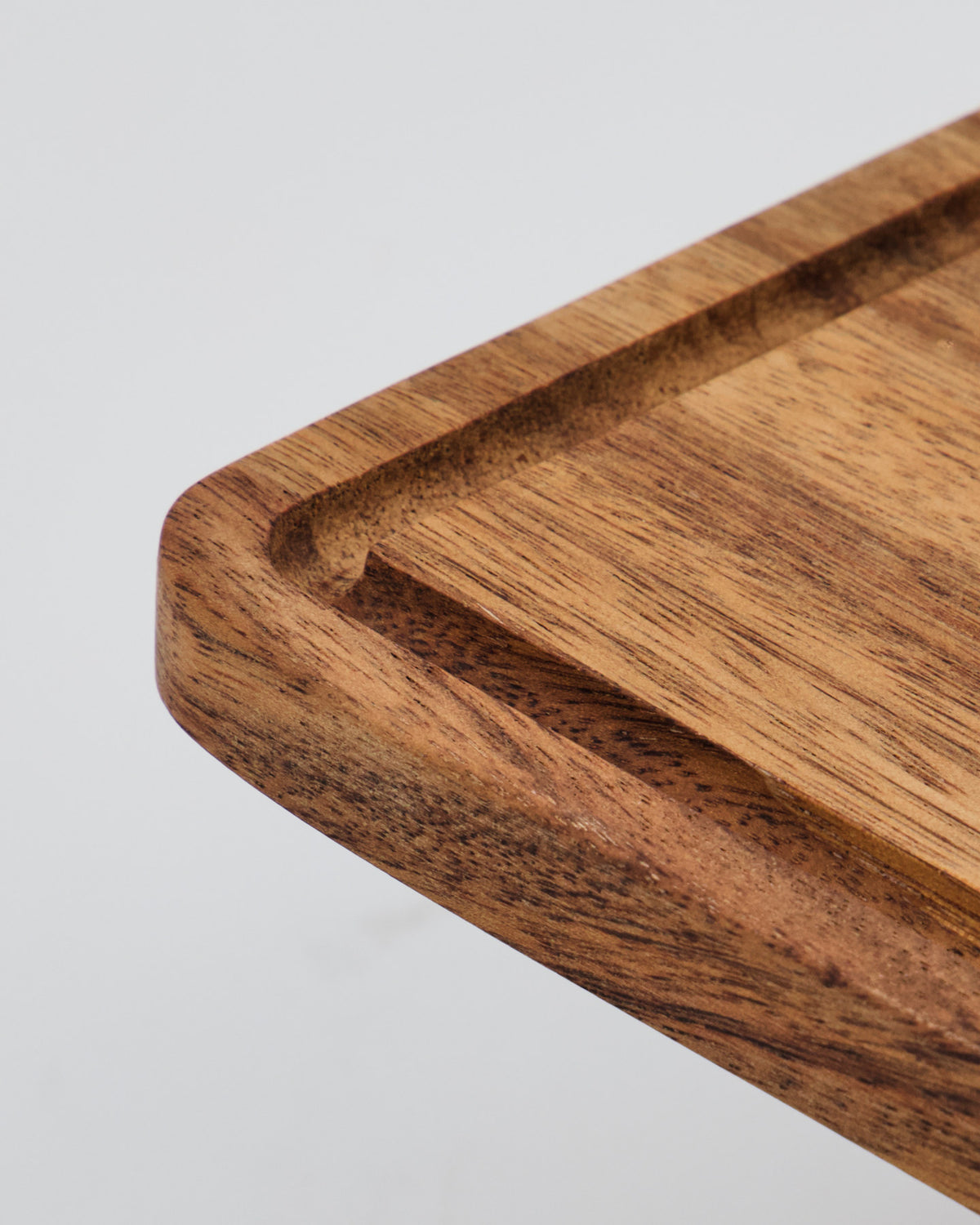 Schneidebrett, HDWalnut, Natur in Natur präsentiert im Onlineshop von KAQTU Design AG. Schneidbrett ist von House Doctor