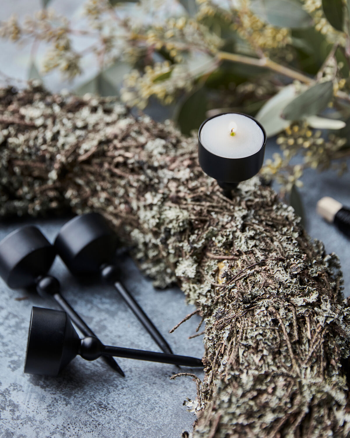 Kerzenständer, HDFolk, Schwarz in Schwarz präsentiert im Onlineshop von KAQTU Design AG. Kerzenständer ist von House Doctor