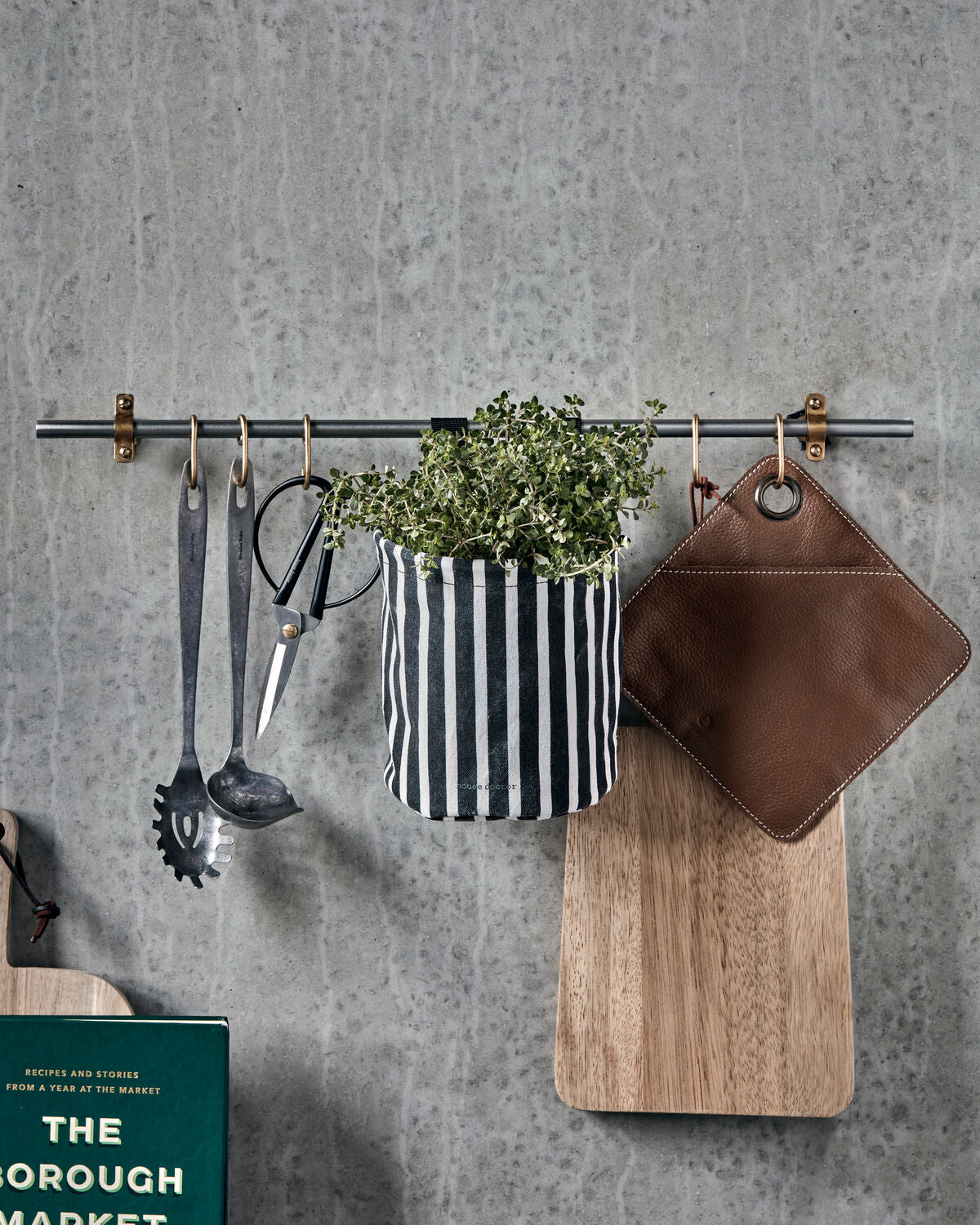 Aufbewahrung, HDLava, Schwarz/Off-Weiß in Schwarz/Off-Weiß präsentiert im Onlineshop von KAQTU Design AG. Aufbewahrungsboxen ist von House Doctor