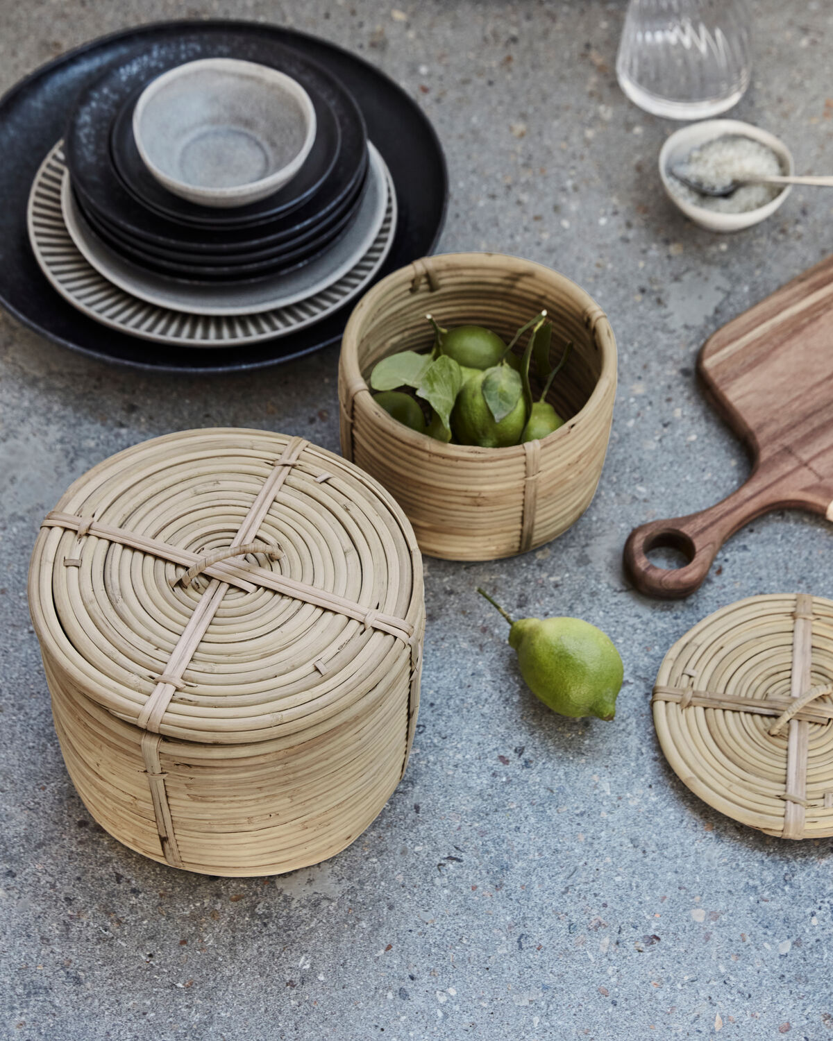 Korb mit Deckel, HDRound, Natur in Natur präsentiert im Onlineshop von KAQTU Design AG. Aufbewahrungskorb ist von House Doctor