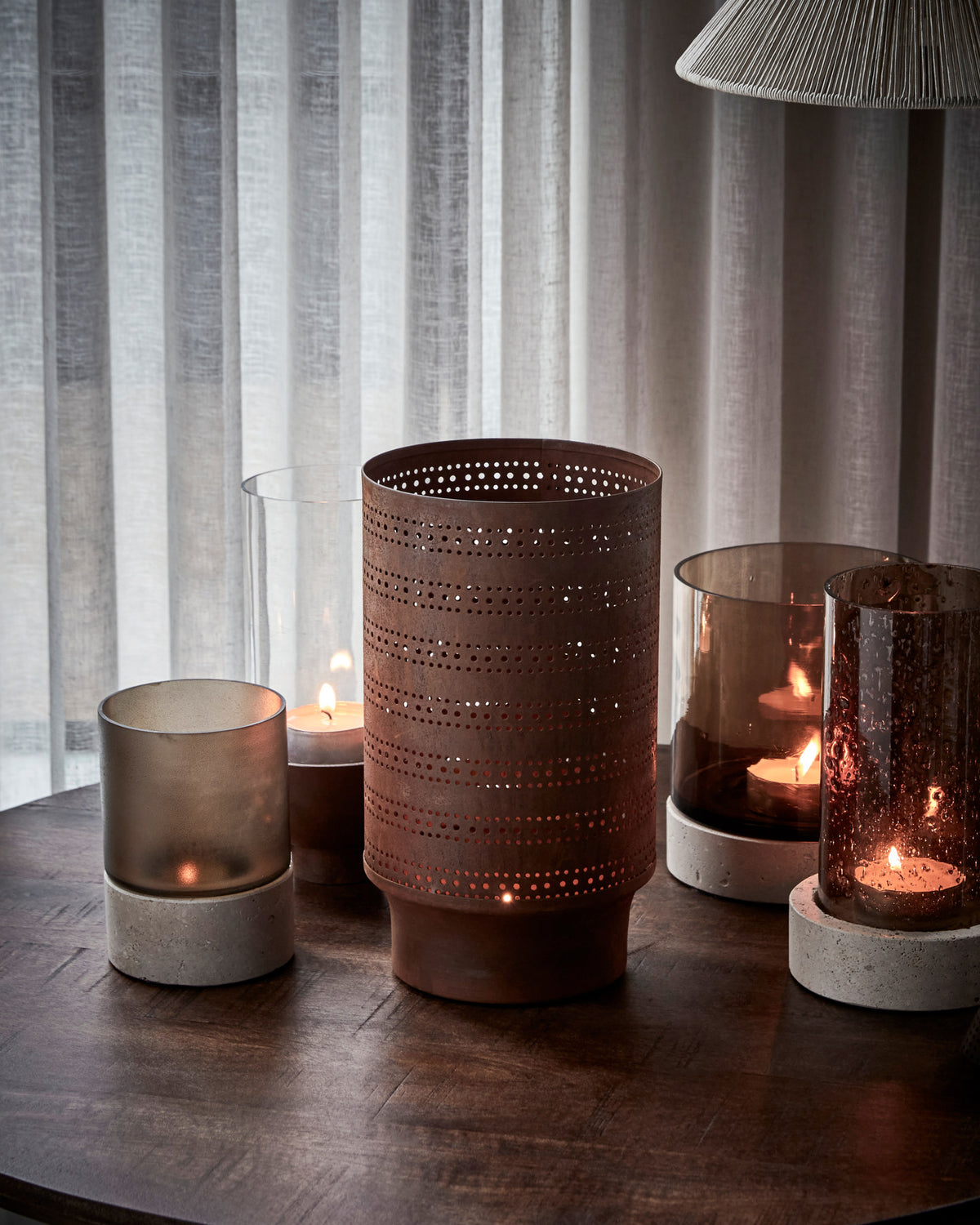 Kerzenständer, HDKutu, Rot gebrannt in Rot gebrannt präsentiert im Onlineshop von KAQTU Design AG. Laterne ist von House Doctor