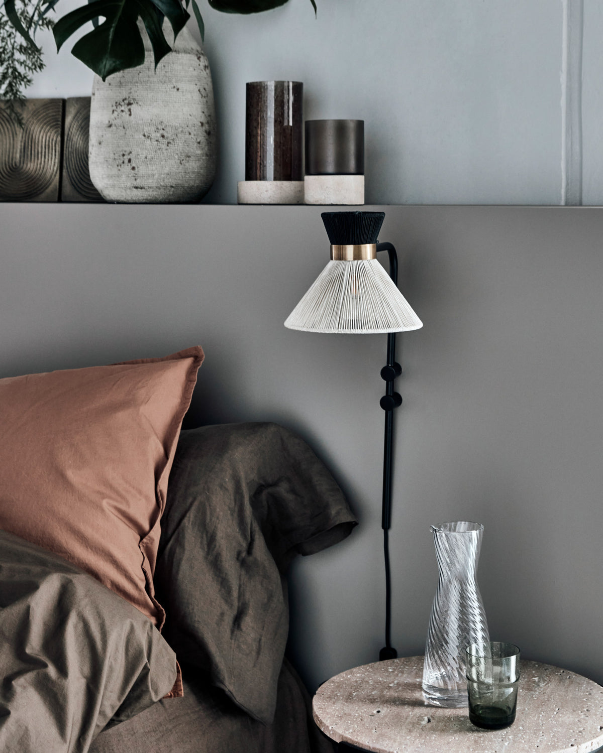 Wandleuchte, HDCord, Schwarz in Schwarz präsentiert im Onlineshop von KAQTU Design AG. Wandleuchte ist von House Doctor