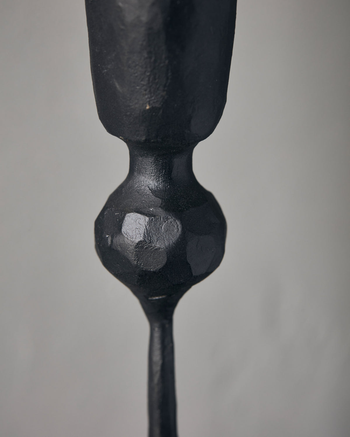 Kerzenständer, Trivo in Schwarz präsentiert im Onlineshop von KAQTU Design AG. Kerzenständer ist von House Doctor