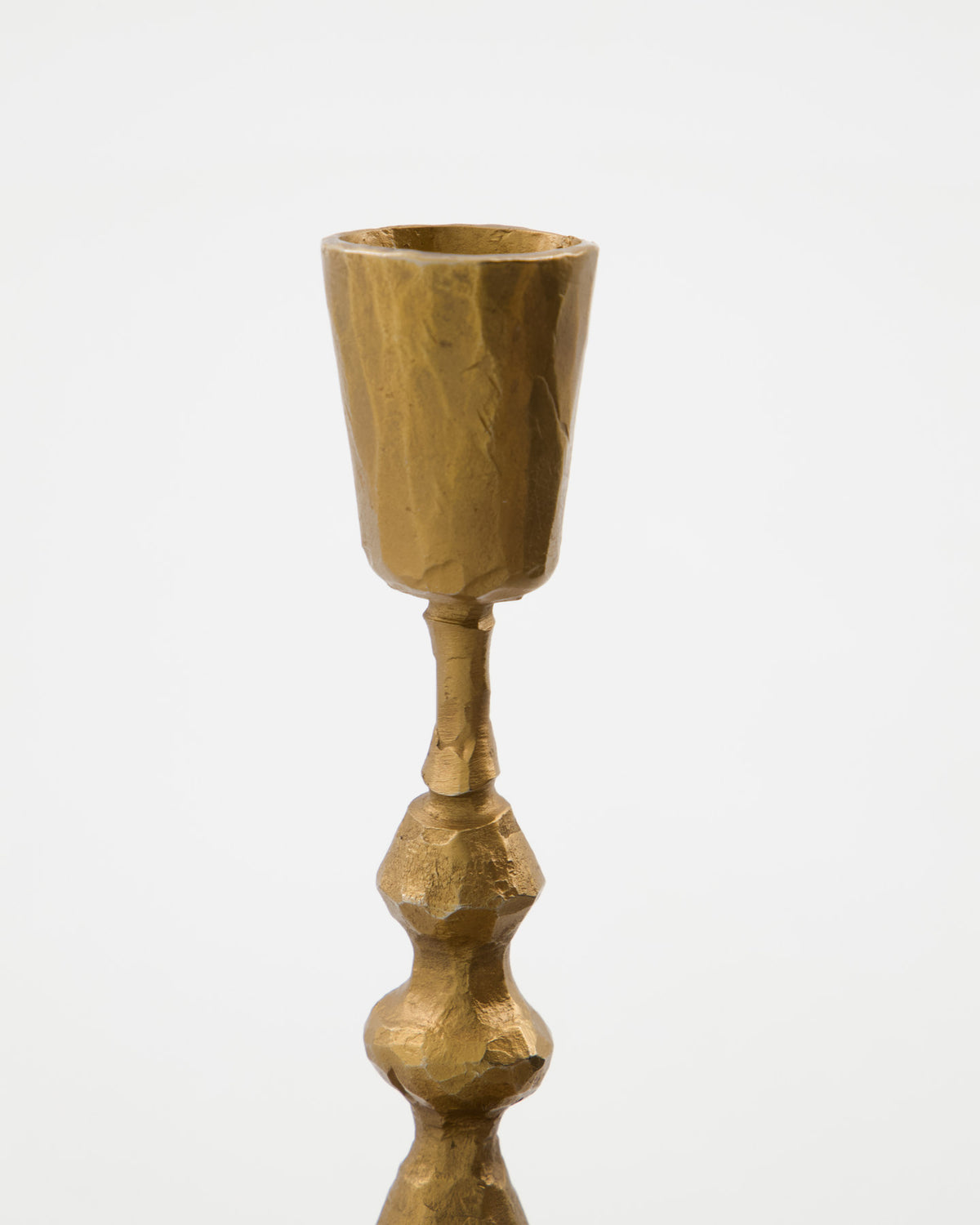 Kerzenständer, HDDon, Antik-Gold in Antik-Gold präsentiert im Onlineshop von KAQTU Design AG. Kerzenständer ist von House Doctor