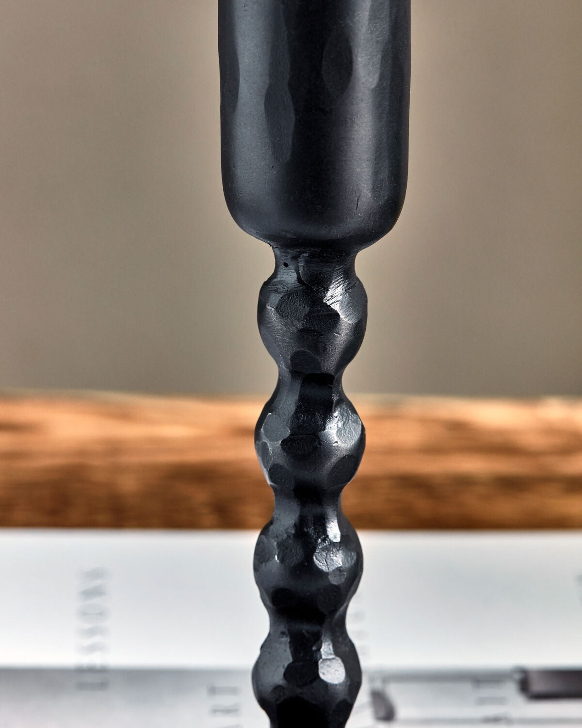 Kerzenständer, HDMala, Schwarz in Schwarz präsentiert im Onlineshop von KAQTU Design AG. Kerzenständer ist von House Doctor