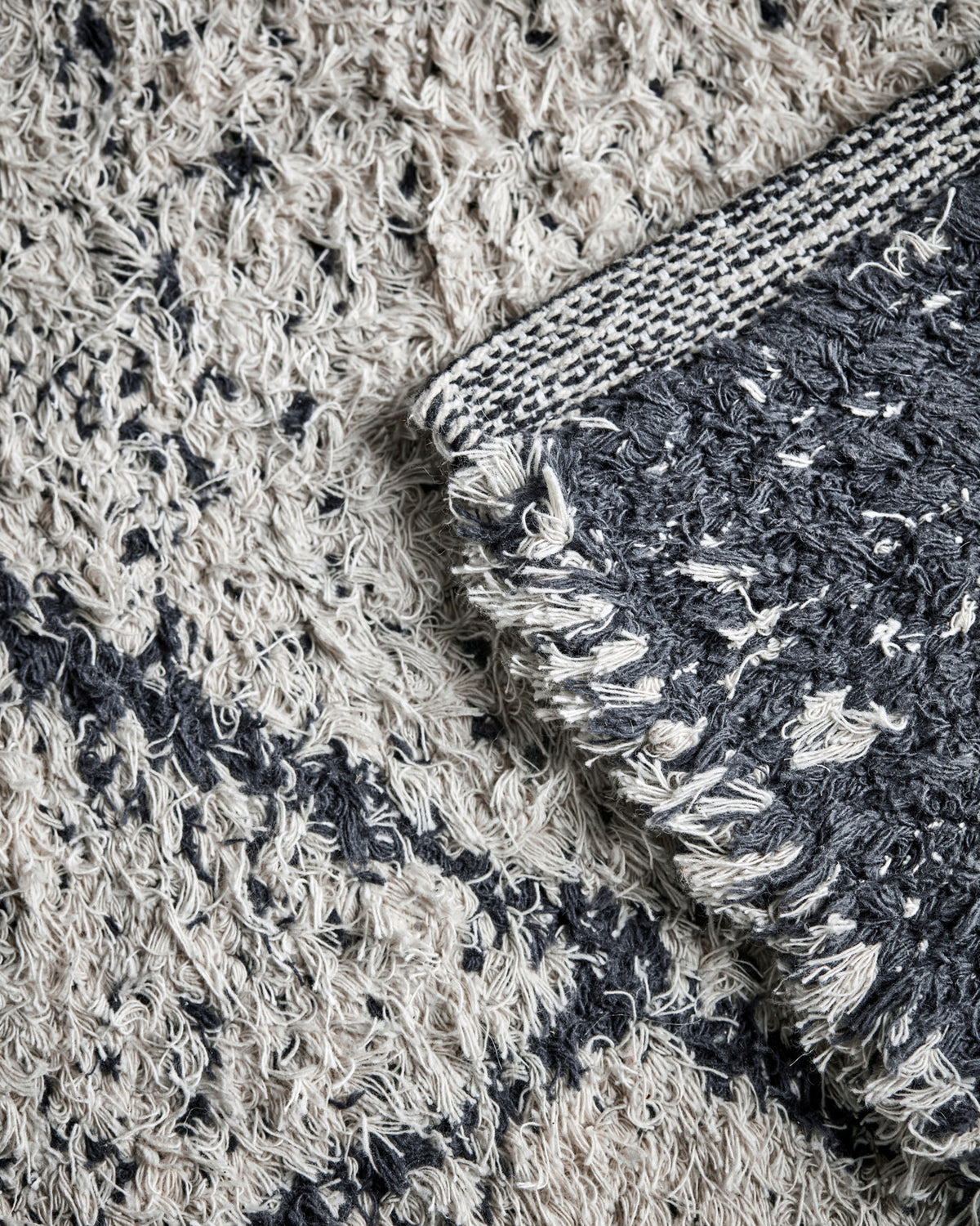 Teppich, HDCruz, Creme und Grau in Creme und Grau präsentiert im Onlineshop von KAQTU Design AG. Teppich ist von House Doctor