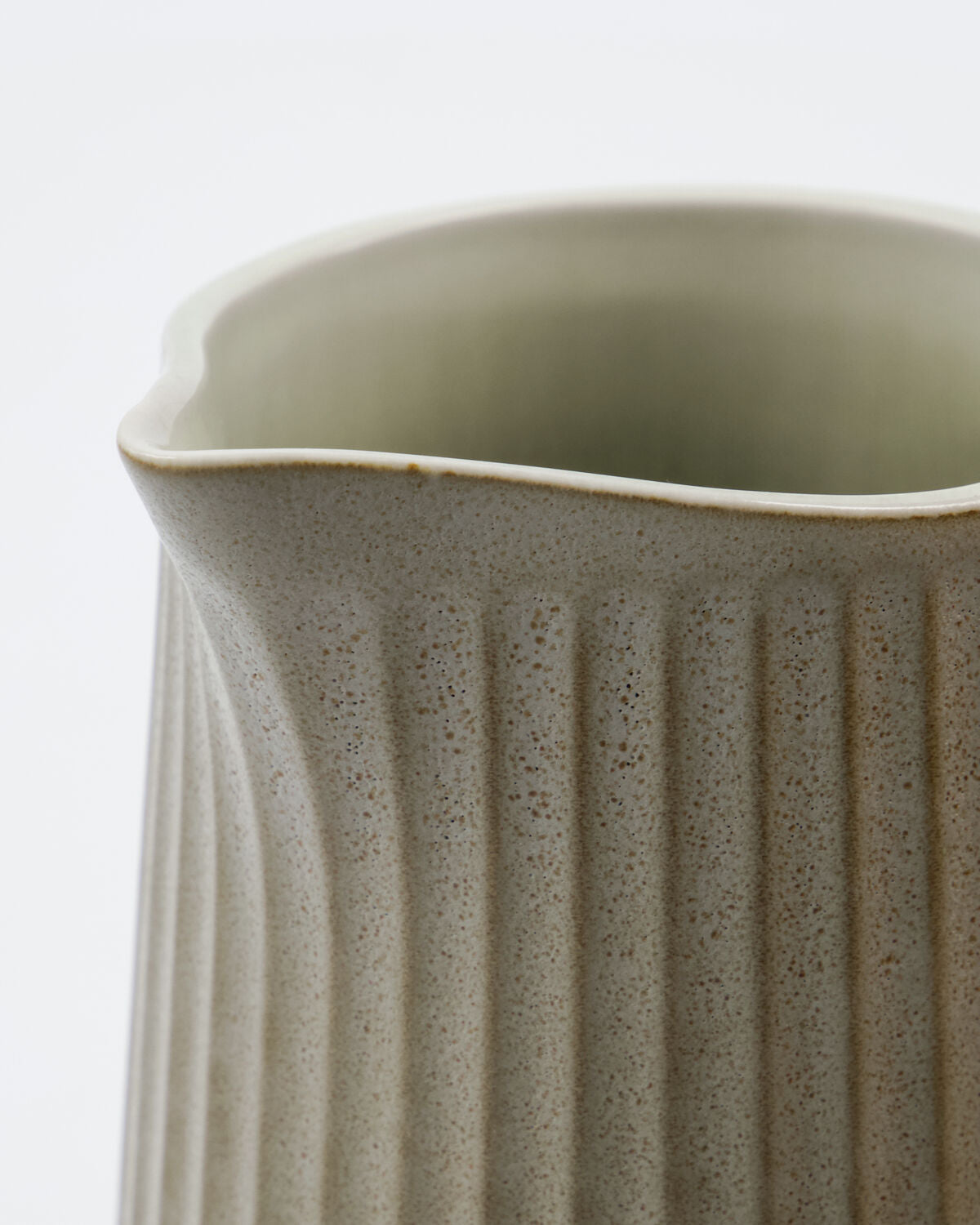Kanne, HDPleat, Grau/braun in Grau/braun präsentiert im Onlineshop von KAQTU Design AG. Krug ist von House Doctor