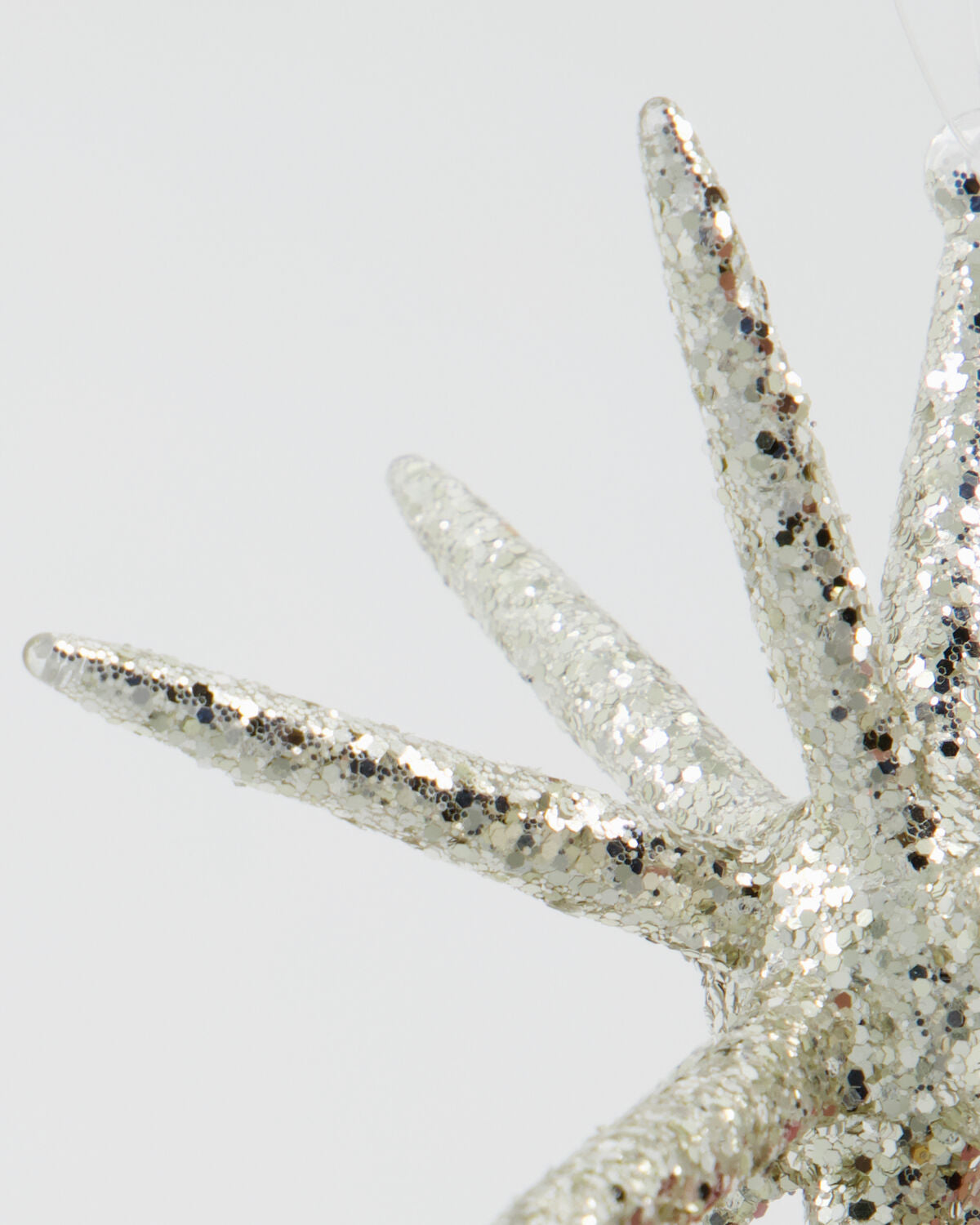 Ornamente, HDSpike, Silber m. Glitzer in Silber m. Glitzer präsentiert im Onlineshop von KAQTU Design AG. Weihnachtszubehör ist von House Doctor
