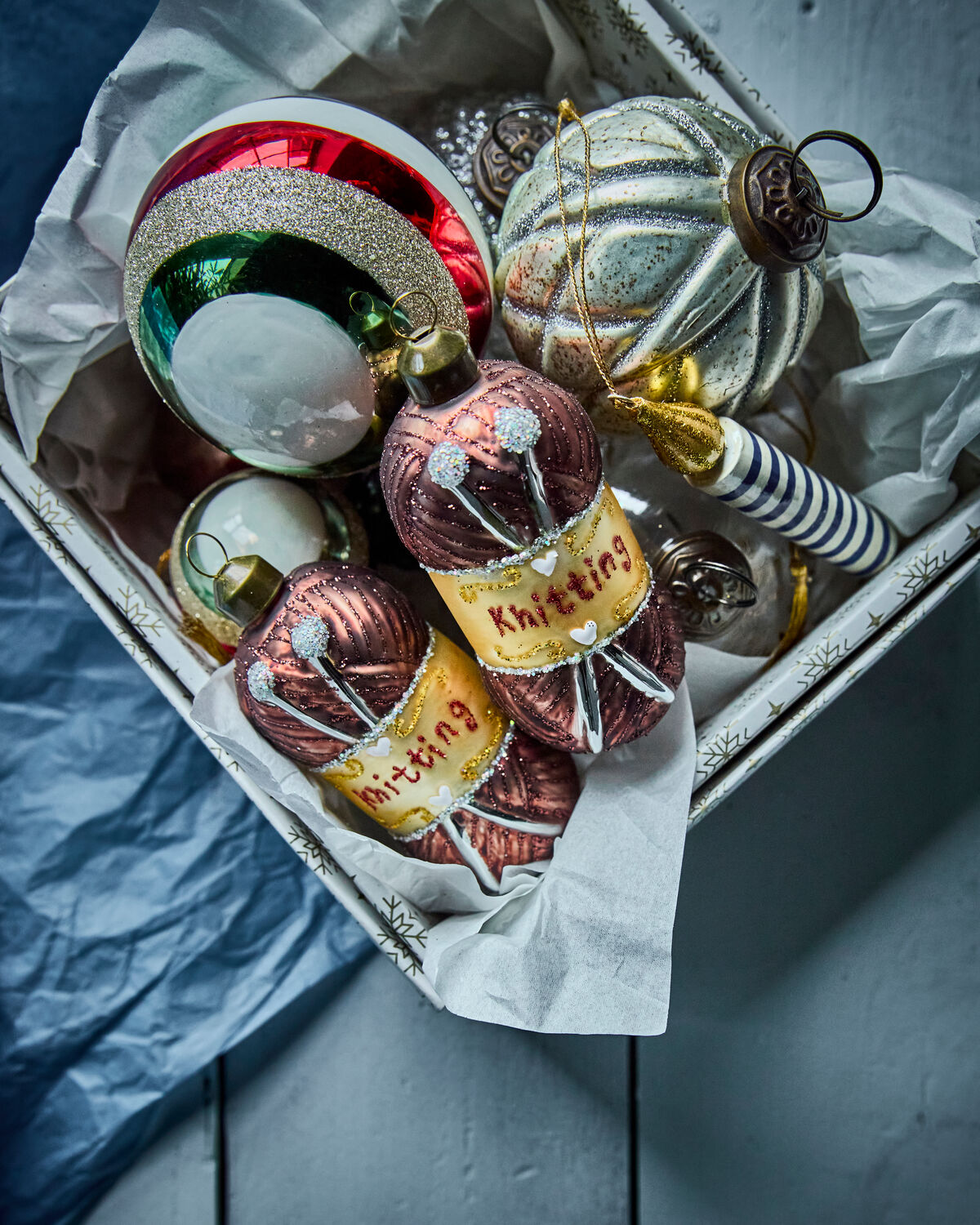 Ornamente, HDWrench, Braun in Braun präsentiert im Onlineshop von KAQTU Design AG. Weihnachtszubehör ist von House Doctor