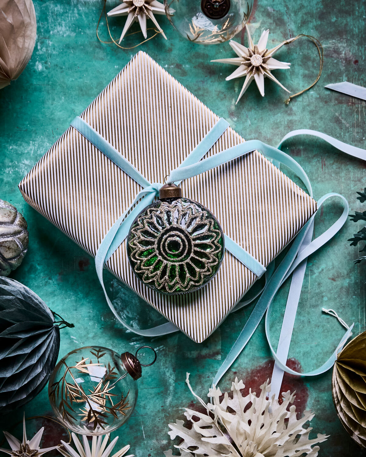 Ornamente, HDCirculo, Grün in Grün präsentiert im Onlineshop von KAQTU Design AG. Weihnachtszubehör ist von House Doctor