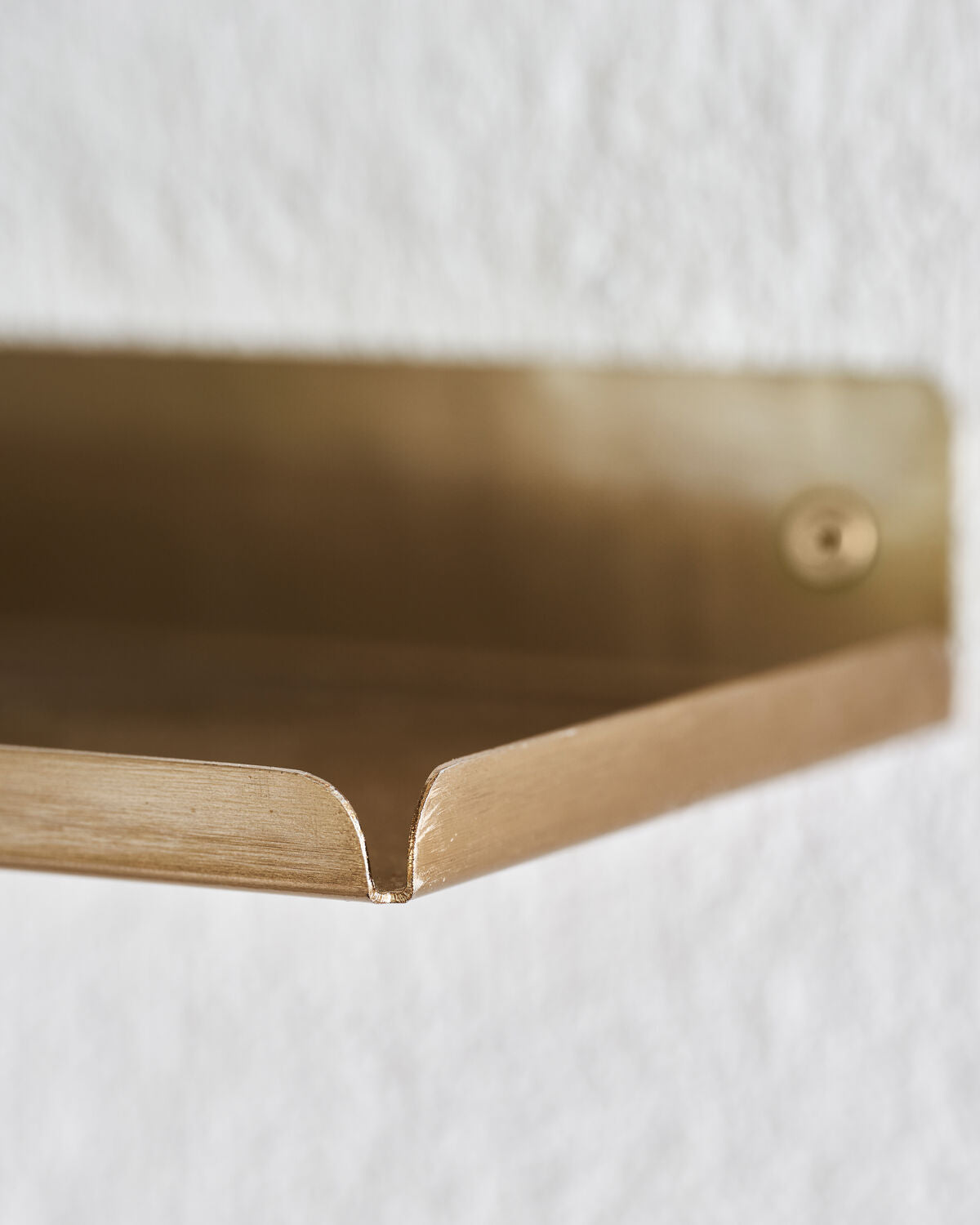 Regal, HDLedge, Messing in Messing präsentiert im Onlineshop von KAQTU Design AG. Standregal ist von House Doctor