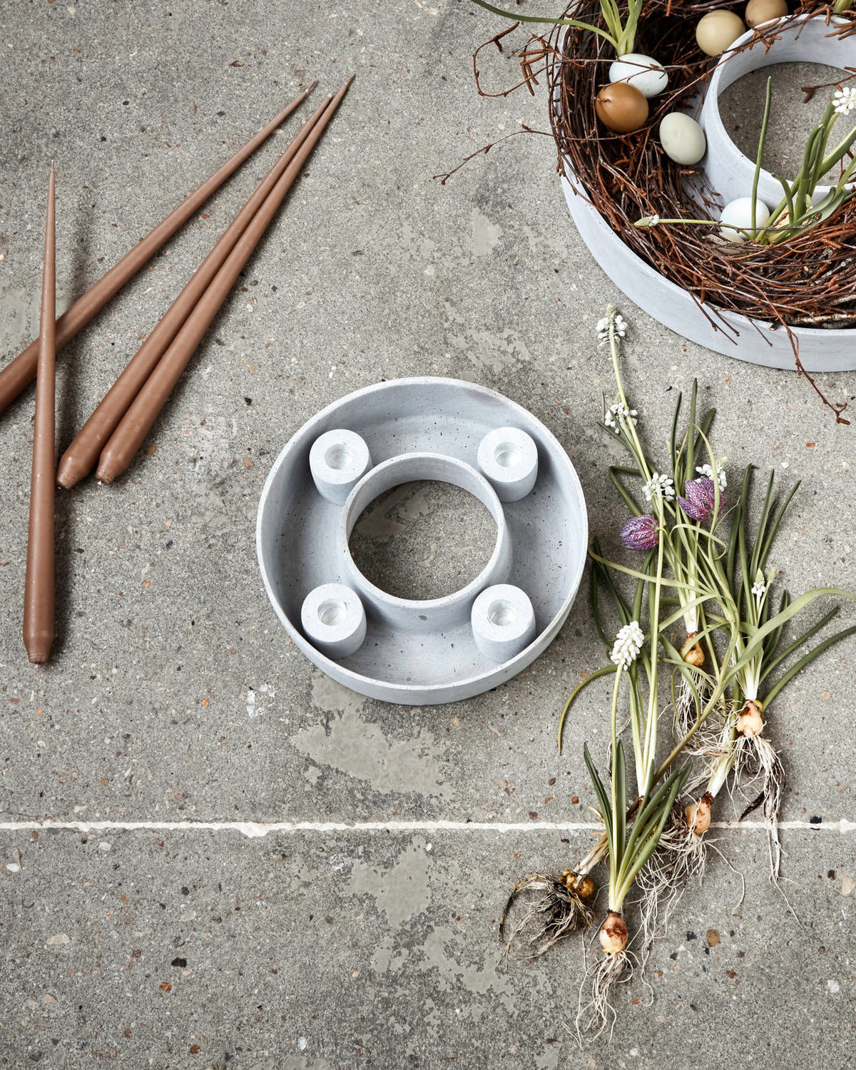 Kerzenständer, The Ring in Grau präsentiert im Onlineshop von KAQTU Design AG. Kerzenständer ist von House Doctor
