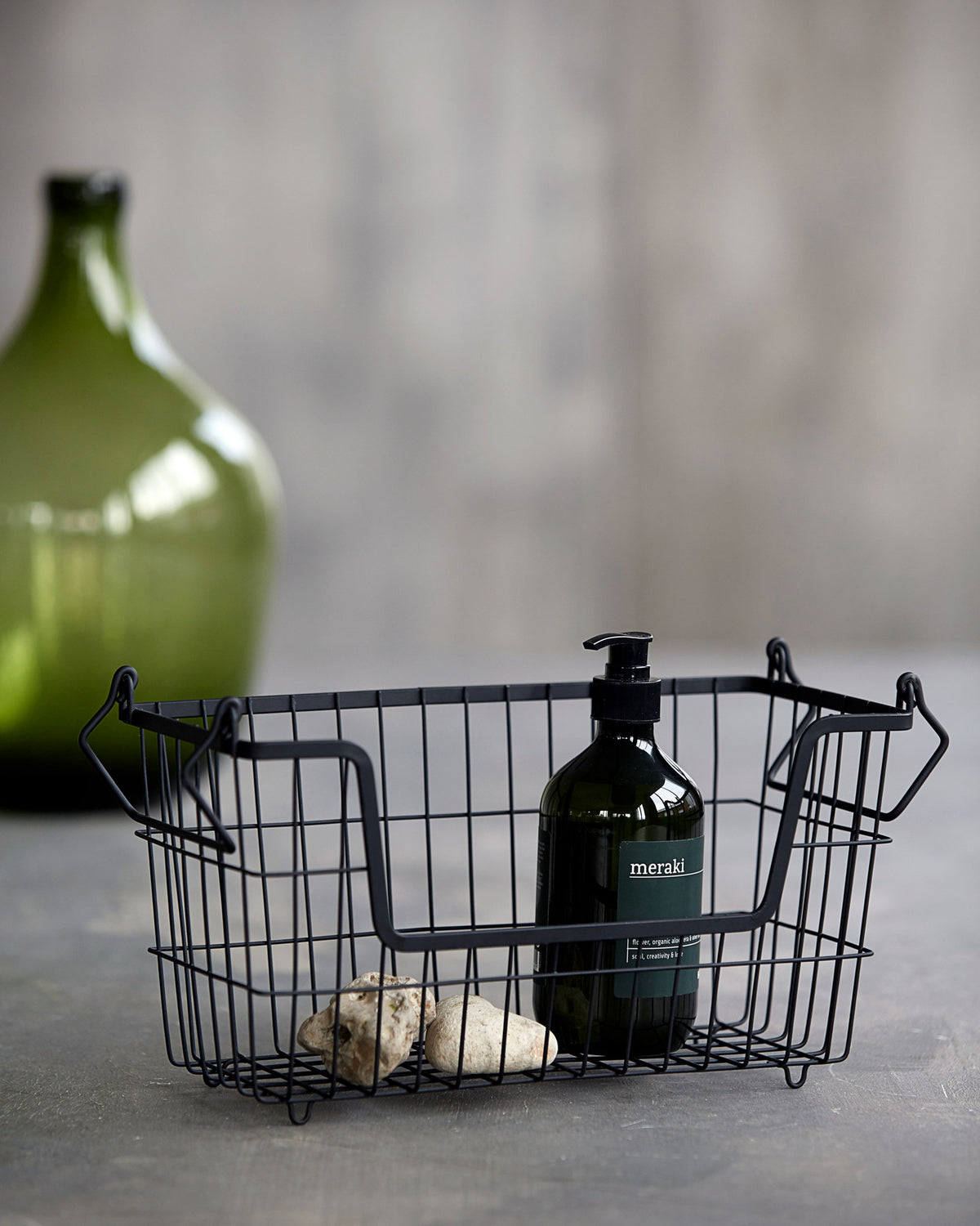 Korb, Taw in Mattschwarz präsentiert im Onlineshop von KAQTU Design AG. Aufbewahrungsbehälter ist von House Doctor