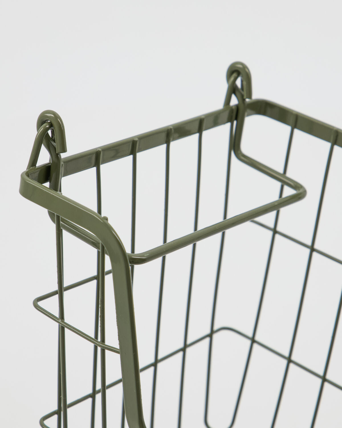 Korb, HDTaw, Armeegrün in Armeegrün präsentiert im Onlineshop von KAQTU Design AG. Aufbewahrungsbehälter ist von House Doctor