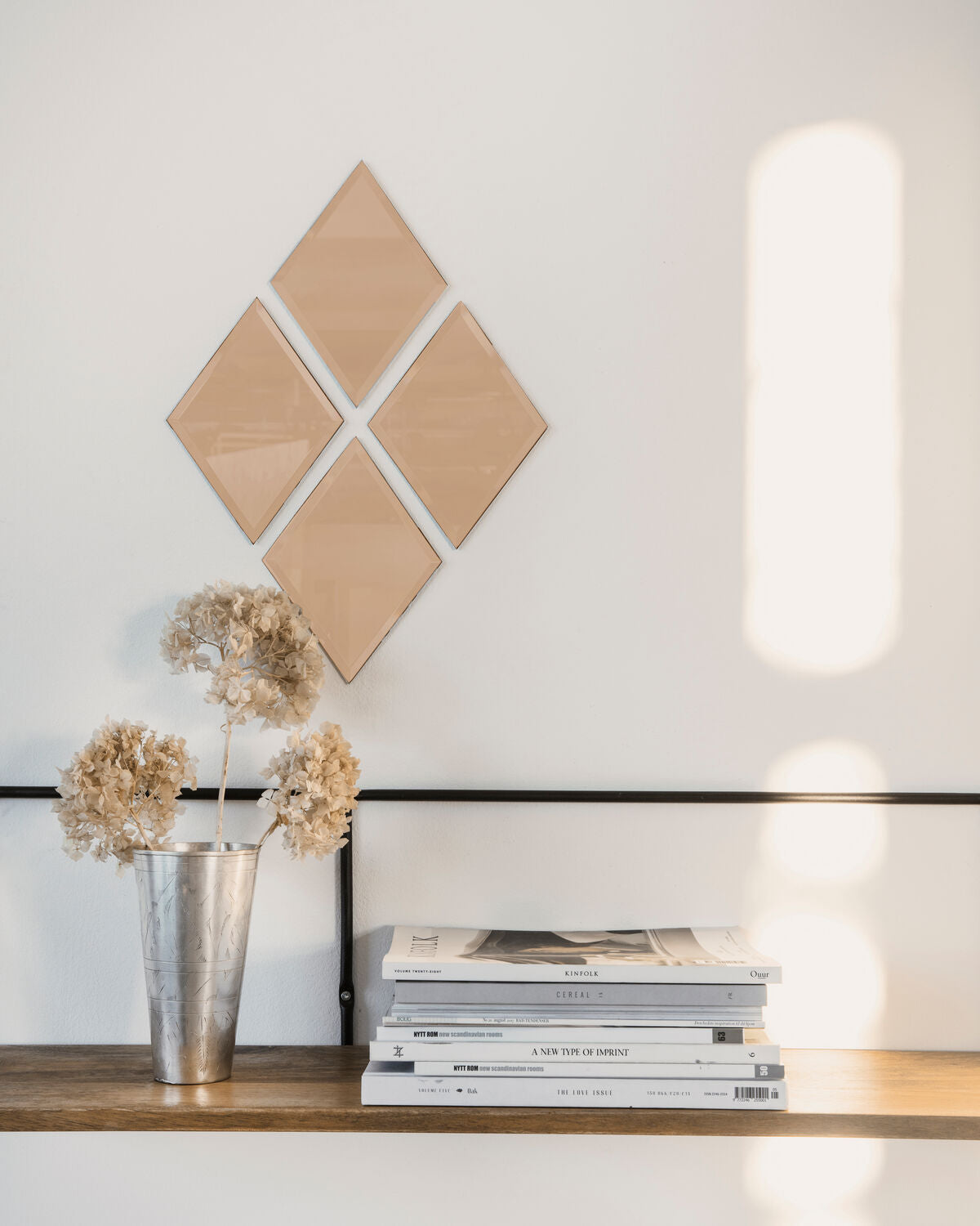 Spiegel, Diamond in Rose präsentiert im Onlineshop von KAQTU Design AG. Spiegel ist von House Doctor