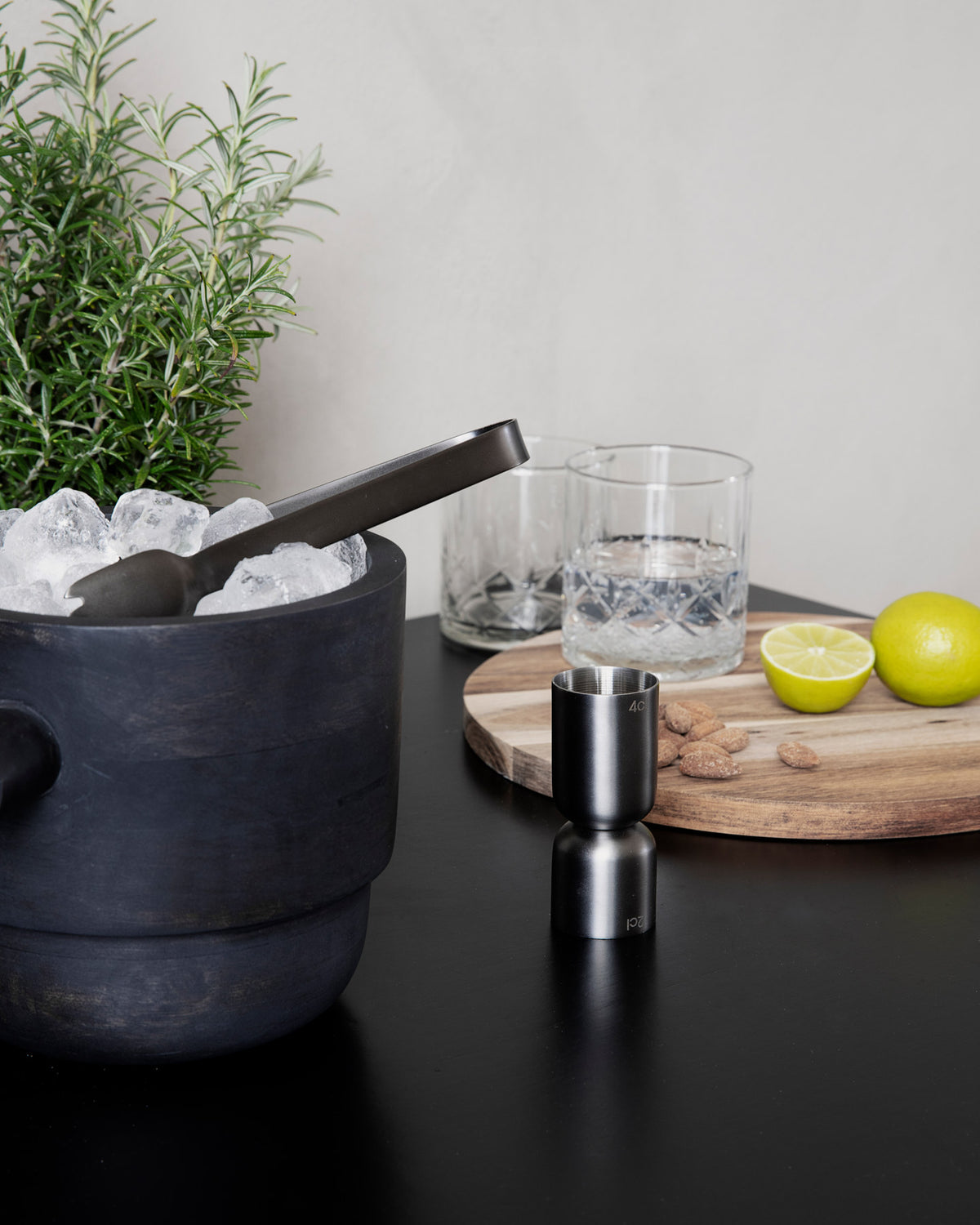 Messlöffel Grunge aus Edelstahl in Gunmetal-Grau, Barzubehör von House Doctor