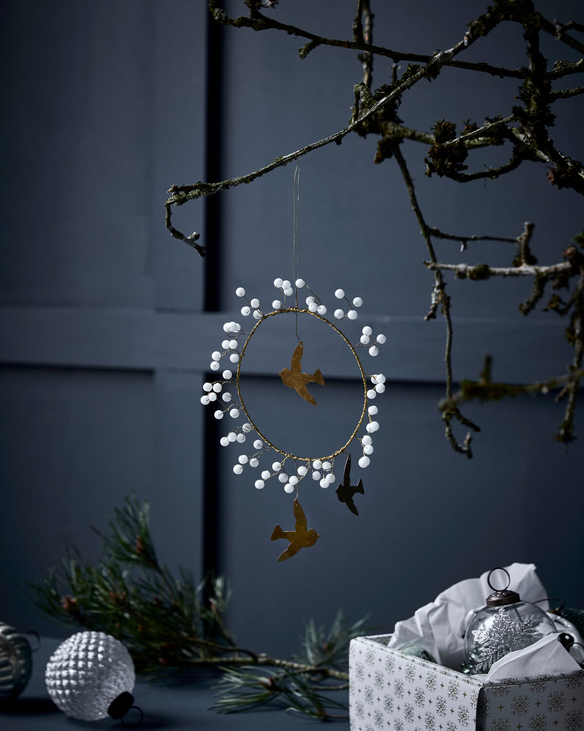 Ornament, HDBird, Weiß;Messing in Weiß, Messing präsentiert im Onlineshop von KAQTU Design AG. Weihnachtszubehör ist von House Doctor