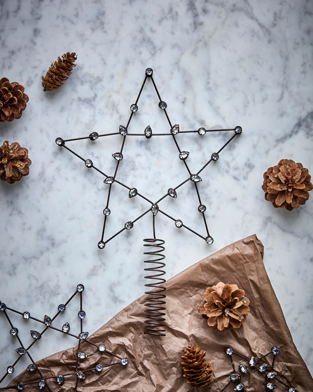 Weihnachtsbaumstern, HDConnect, Antikes Kupfer-Finish in Antikes Kupfer-Finish präsentiert im Onlineshop von KAQTU Design AG. Aufbewahrungskorb ist von House Doctor