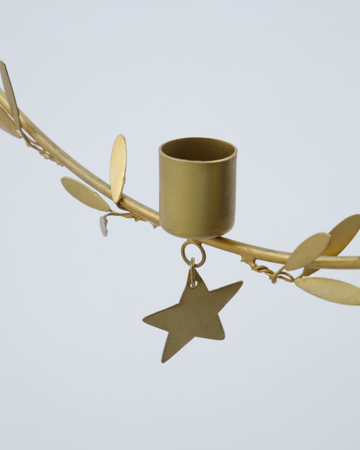 Kerzenständer, HDMistel, Messing-finish in Messing-finish präsentiert im Onlineshop von KAQTU Design AG. Kerzenständer ist von House Doctor
