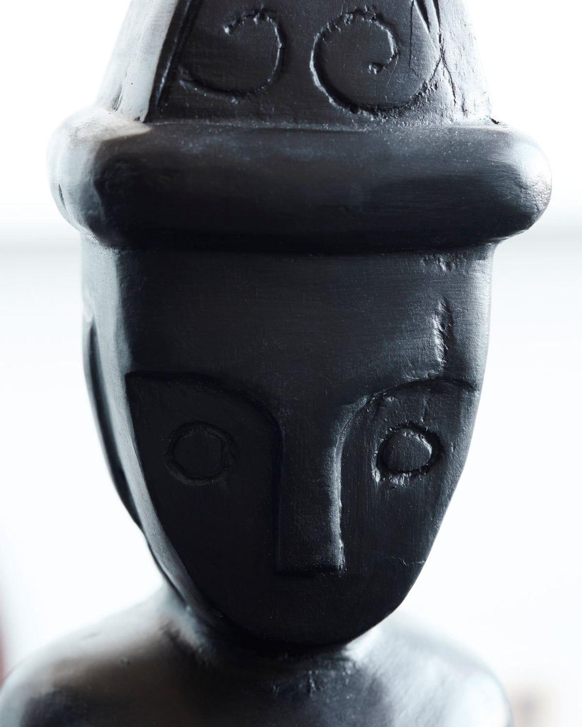 Kunstwerk, Two sitting in Schwarz präsentiert im Onlineshop von KAQTU Design AG. Kunstgegenstände ist von House Doctor