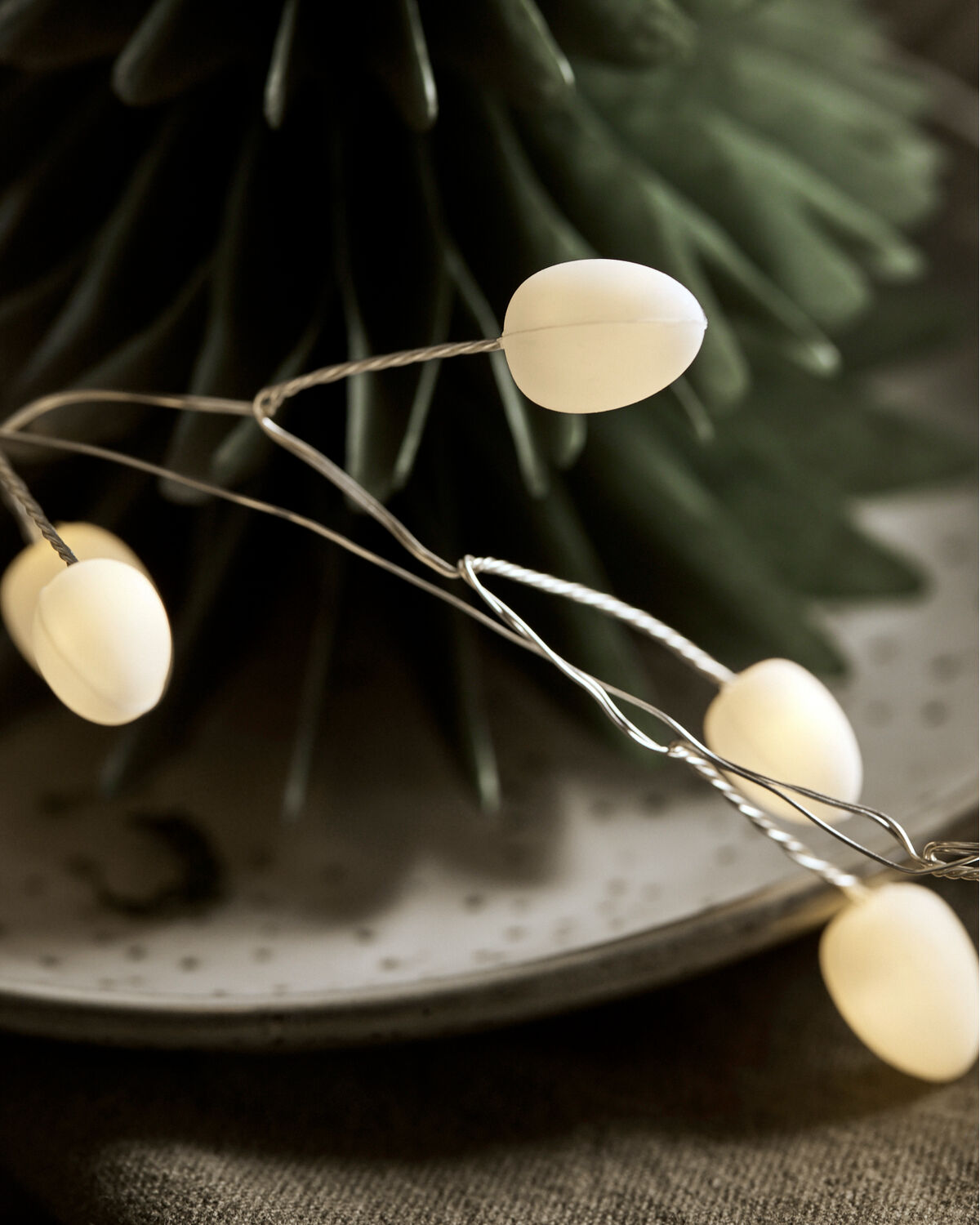 Lichterkette, HDCher, Weiß;Silber in Weiß, Silber präsentiert im Onlineshop von KAQTU Design AG. Weihnachtszubehör ist von House Doctor