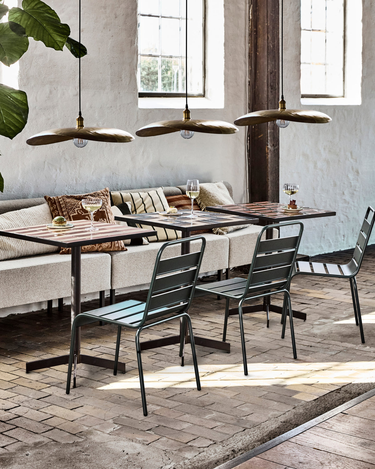 Café-Tisch, HDGeometric, Braun,Blau in Braun, Blau präsentiert im Onlineshop von KAQTU Design AG. Esstisch ist von House Doctor