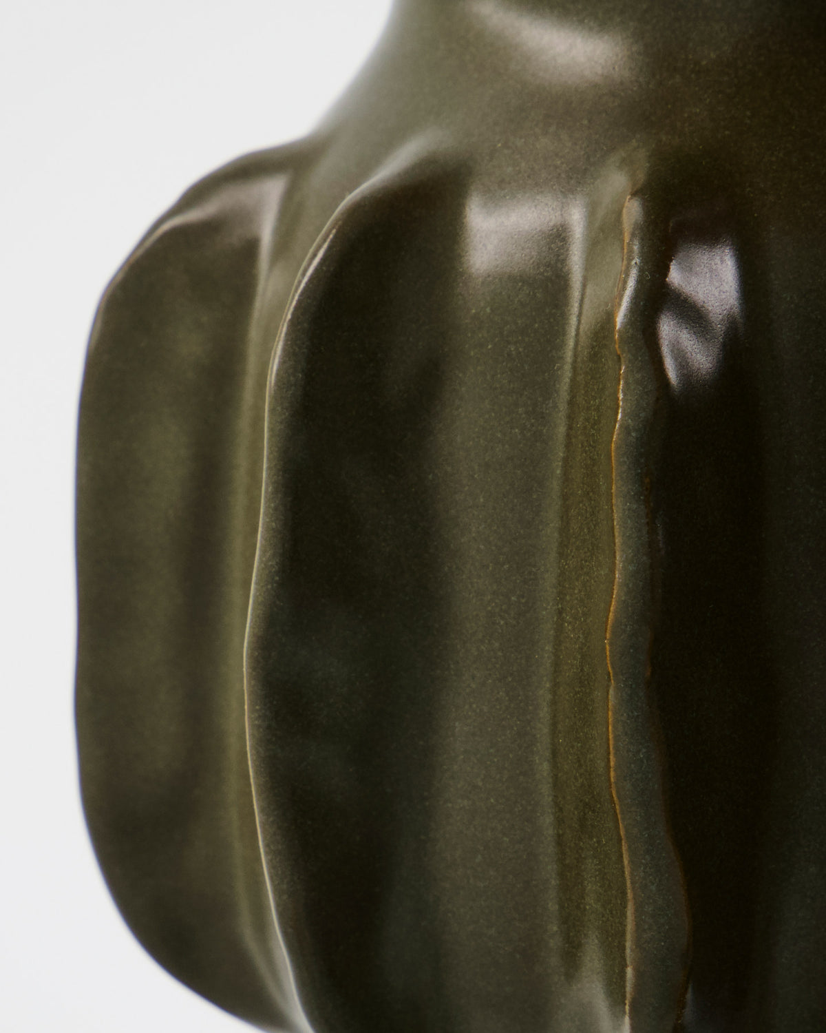 Vase, HDCactus, Dunkelgrün in Dunkelgrün präsentiert im Onlineshop von KAQTU Design AG. Vase ist von House Doctor