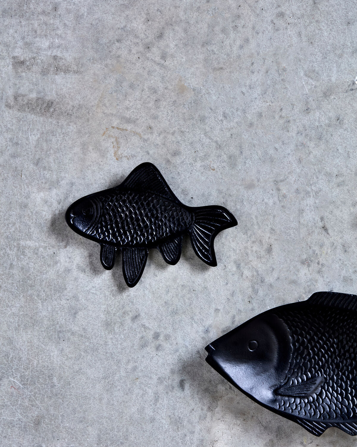 Wandobjekt, HDFish, Schwarz in Schwarz präsentiert im Onlineshop von KAQTU Design AG. Wand-Dekoration ist von House Doctor