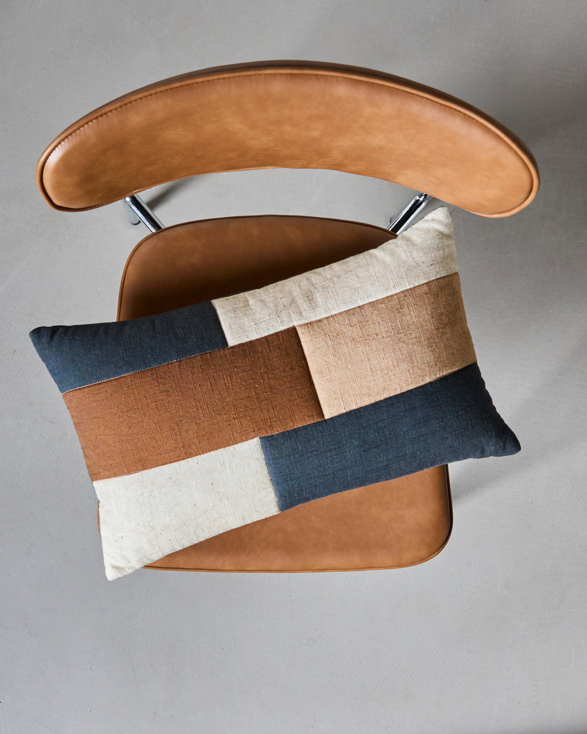 Kissenbezug, HDPatch, Schwarz;Sand;Braun in Schwarz, Sand, Braun präsentiert im Onlineshop von KAQTU Design AG. Deko Kissenbezug ist von House Doctor