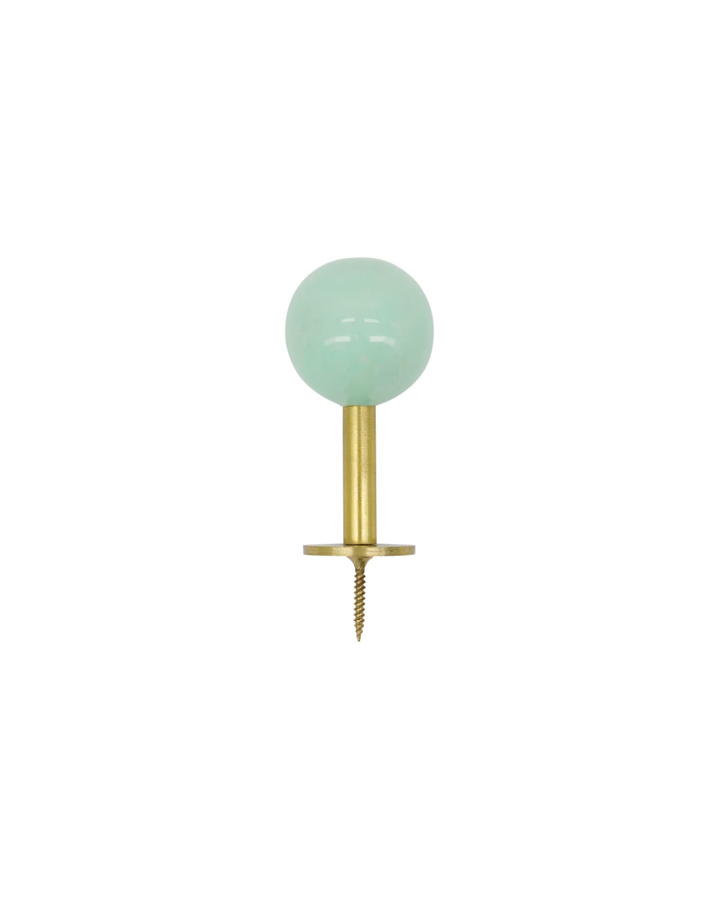 Setzen Sie stilvolle Akzente in Ihrem Zuhause mit den handgefertigten Haken HDBall Aqua von House Doctor. Ideal für jeden Raum!