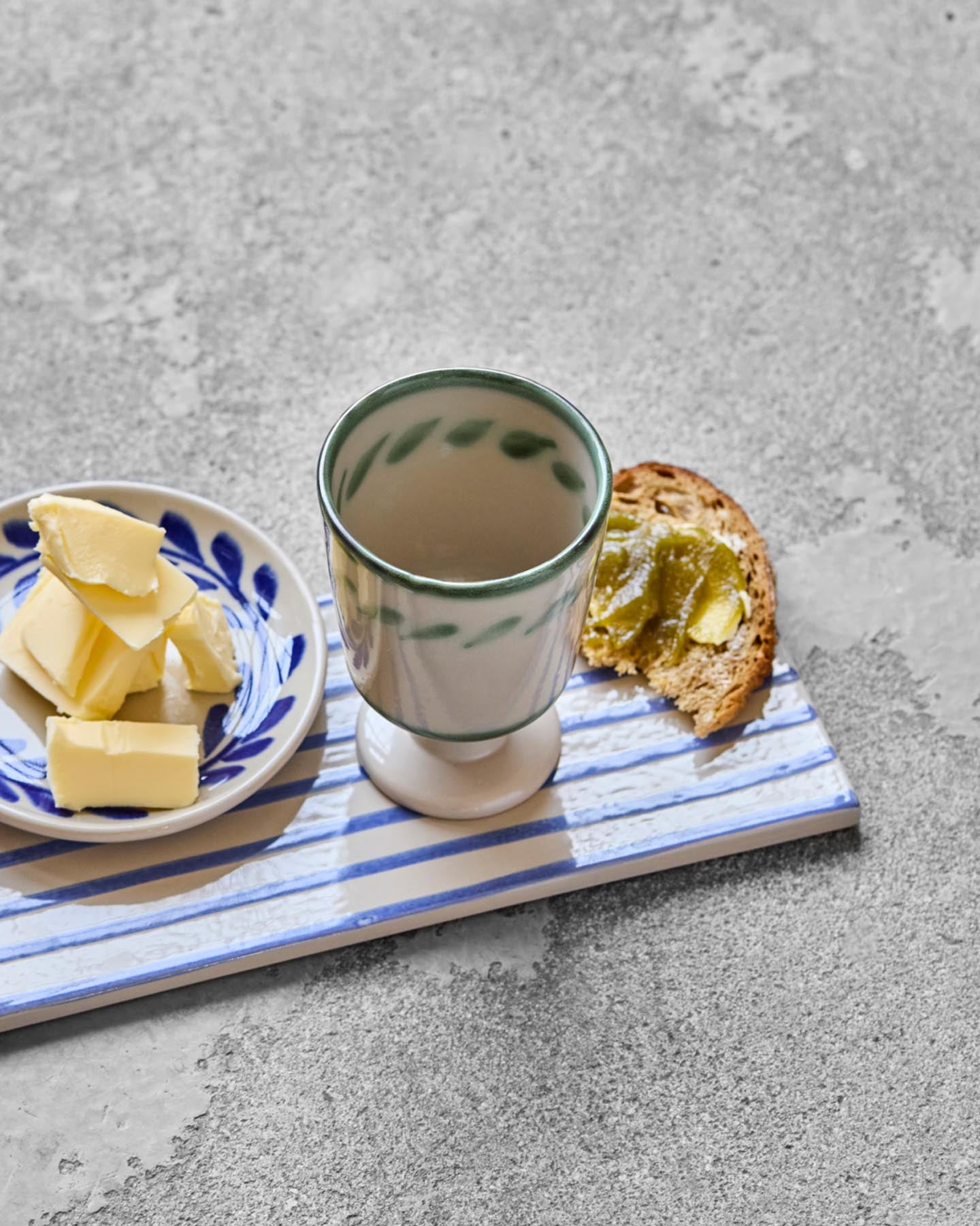 Tasse, HDDiva, Off-White;Grün in Off-White, Grün präsentiert im Onlineshop von KAQTU Design AG. Kanne ist von House Doctor