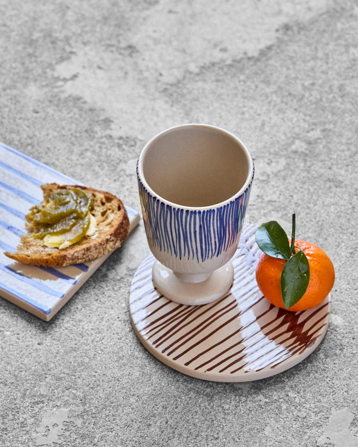 Tasse, HDDiva, Off-White,Blau in Off-White, Blau präsentiert im Onlineshop von KAQTU Design AG. Kanne ist von House Doctor