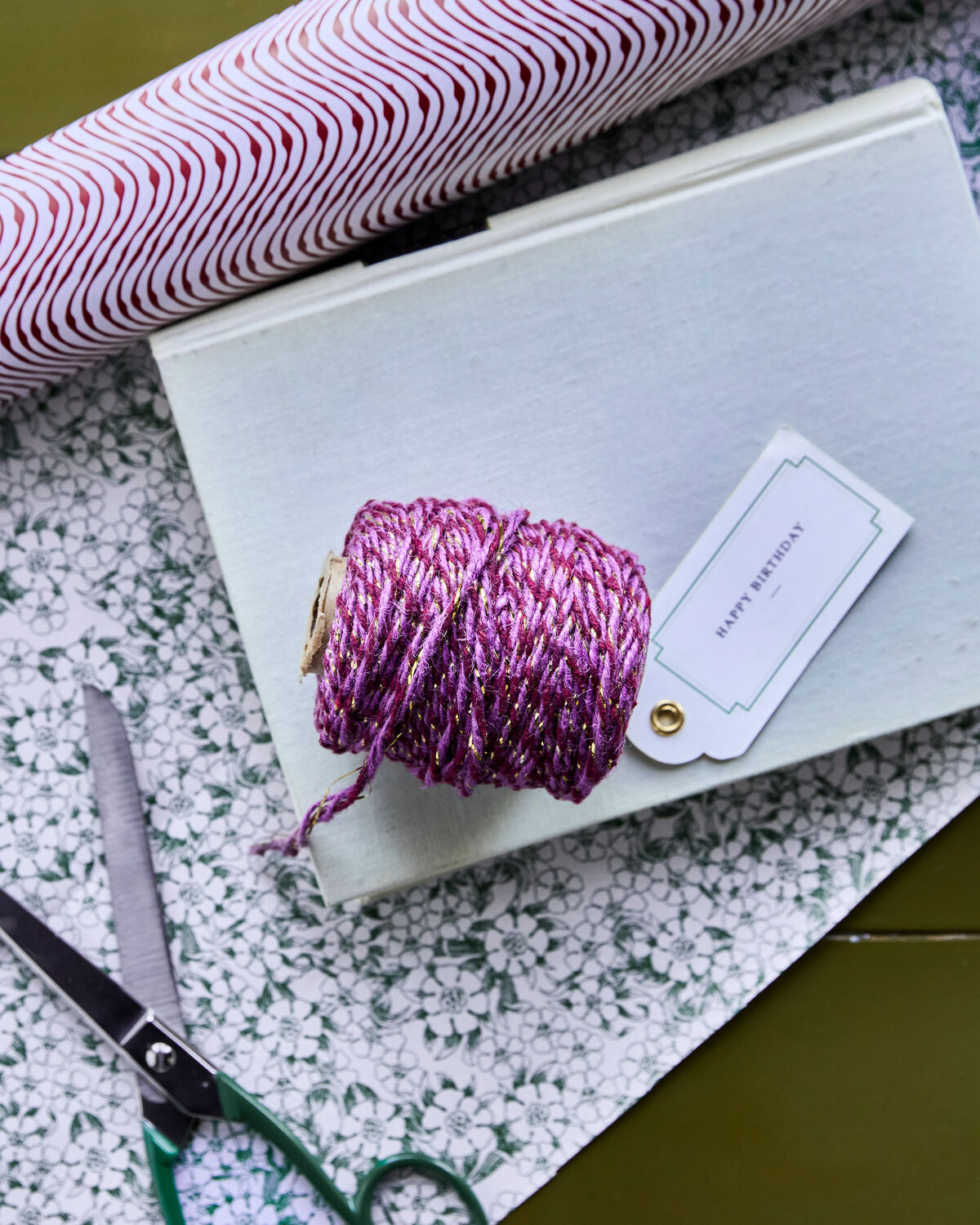 Band, HDRibbon, Lila in Lila präsentiert im Onlineshop von KAQTU Design AG. Büromaterial ist von House Doctor