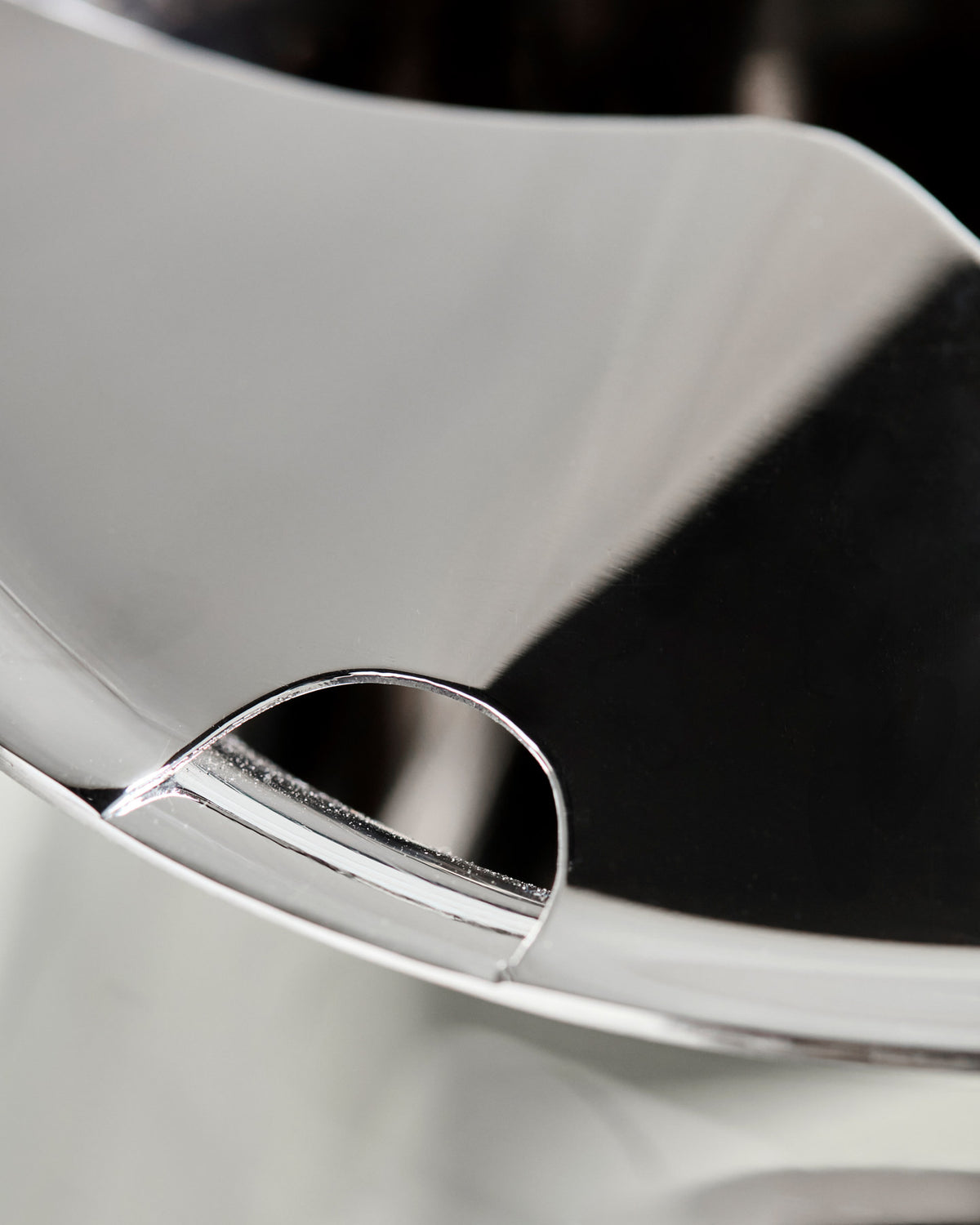 Kanne, HDJug, Silber-Finish in Silberfarben präsentiert im Onlineshop von KAQTU Design AG. Karaffe ist von House Doctor