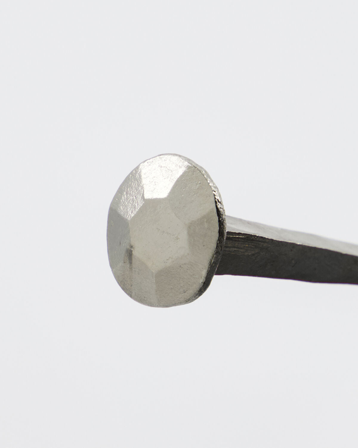 Nagelhaken, HDWall, Silber-Finish in Silber-Finish präsentiert im Onlineshop von KAQTU Design AG. Kleiderhaken ist von House Doctor